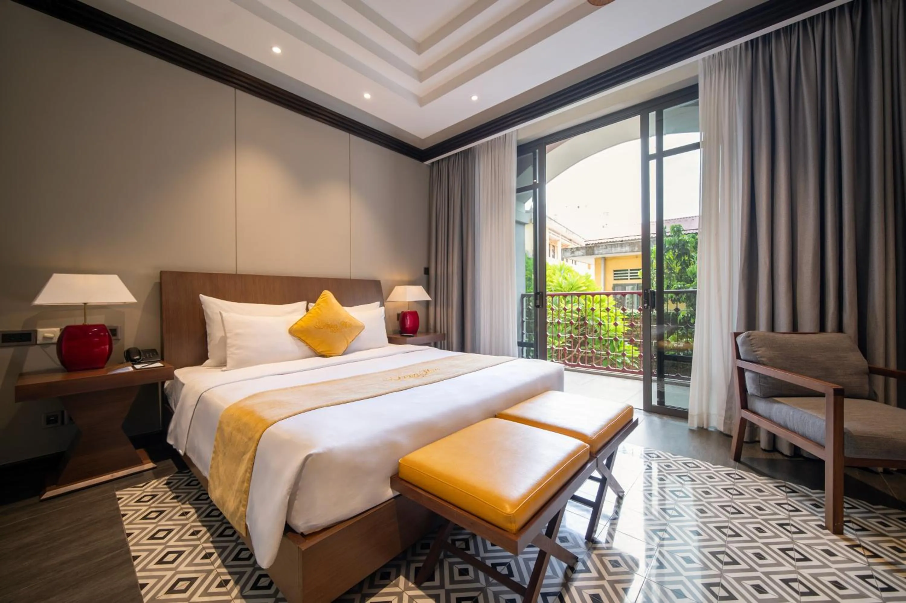 Premium Senna Double Room in Senna Hue Hotel