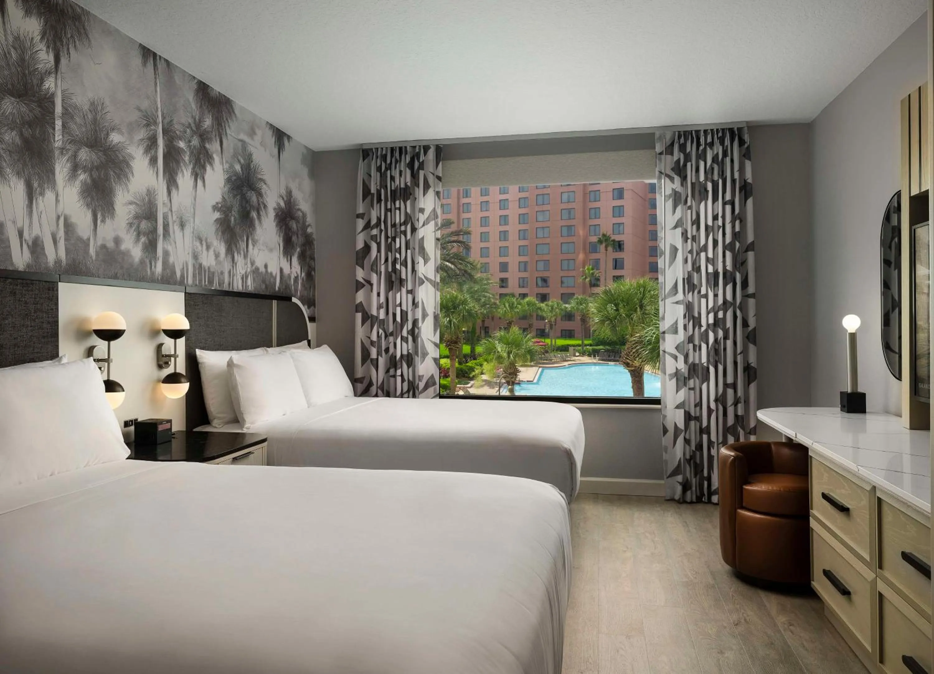 Queen Suite with Pool View in Caribe Royale Orlando