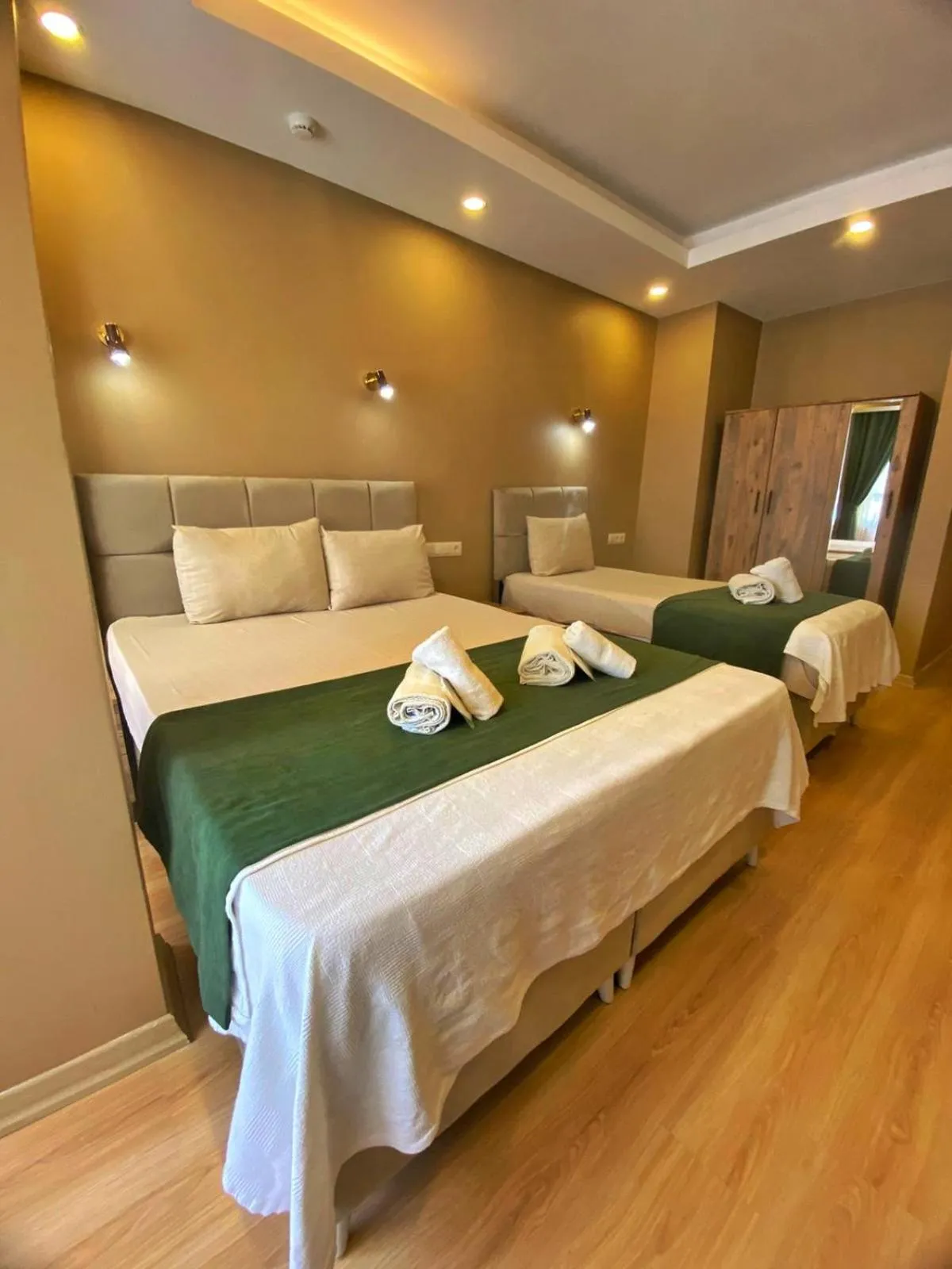 Deluxe Family Suite in Ulubat Castle Hotel