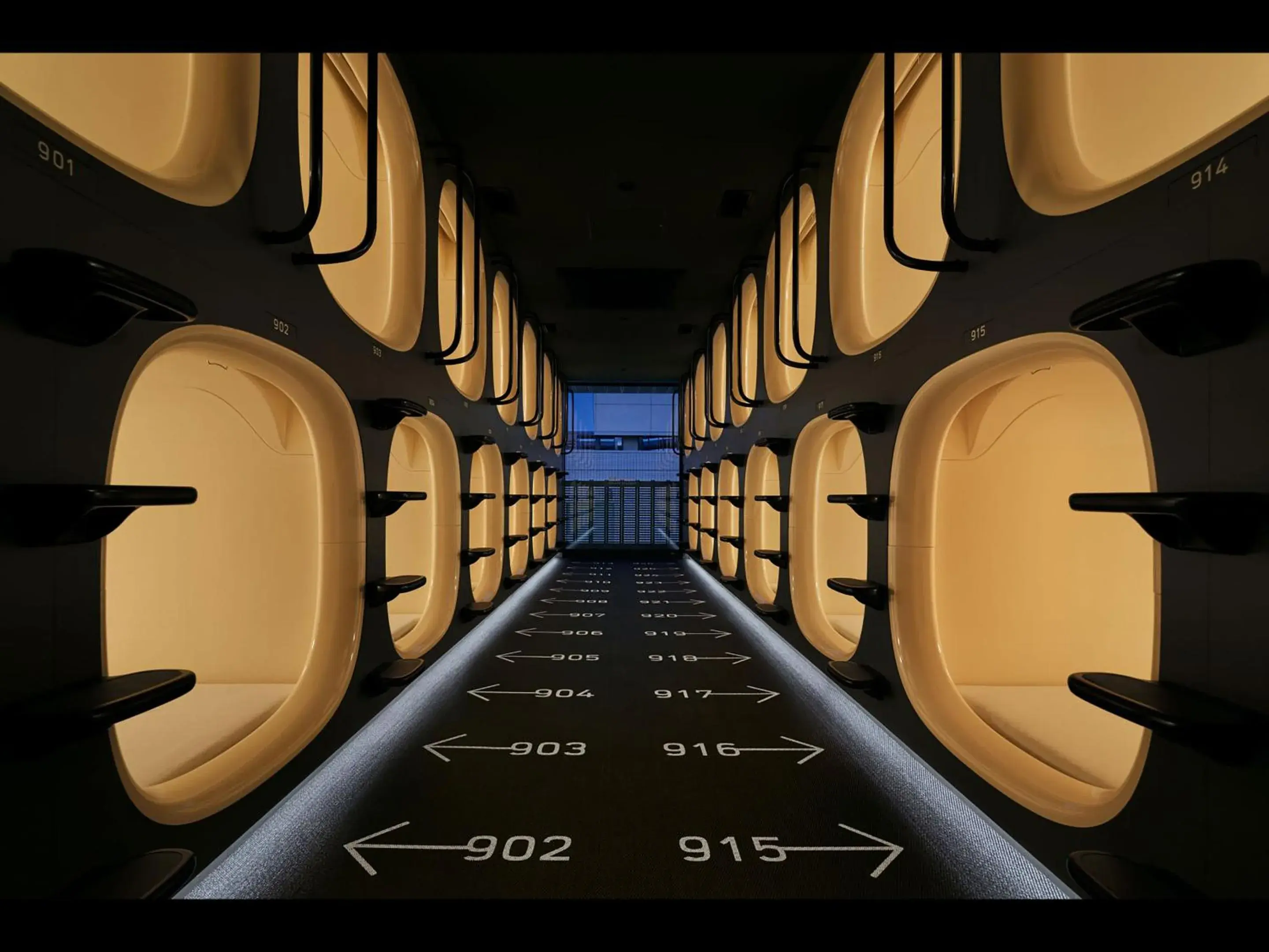 9h nine hours Nagoya station 9h nine hours Nagoya station