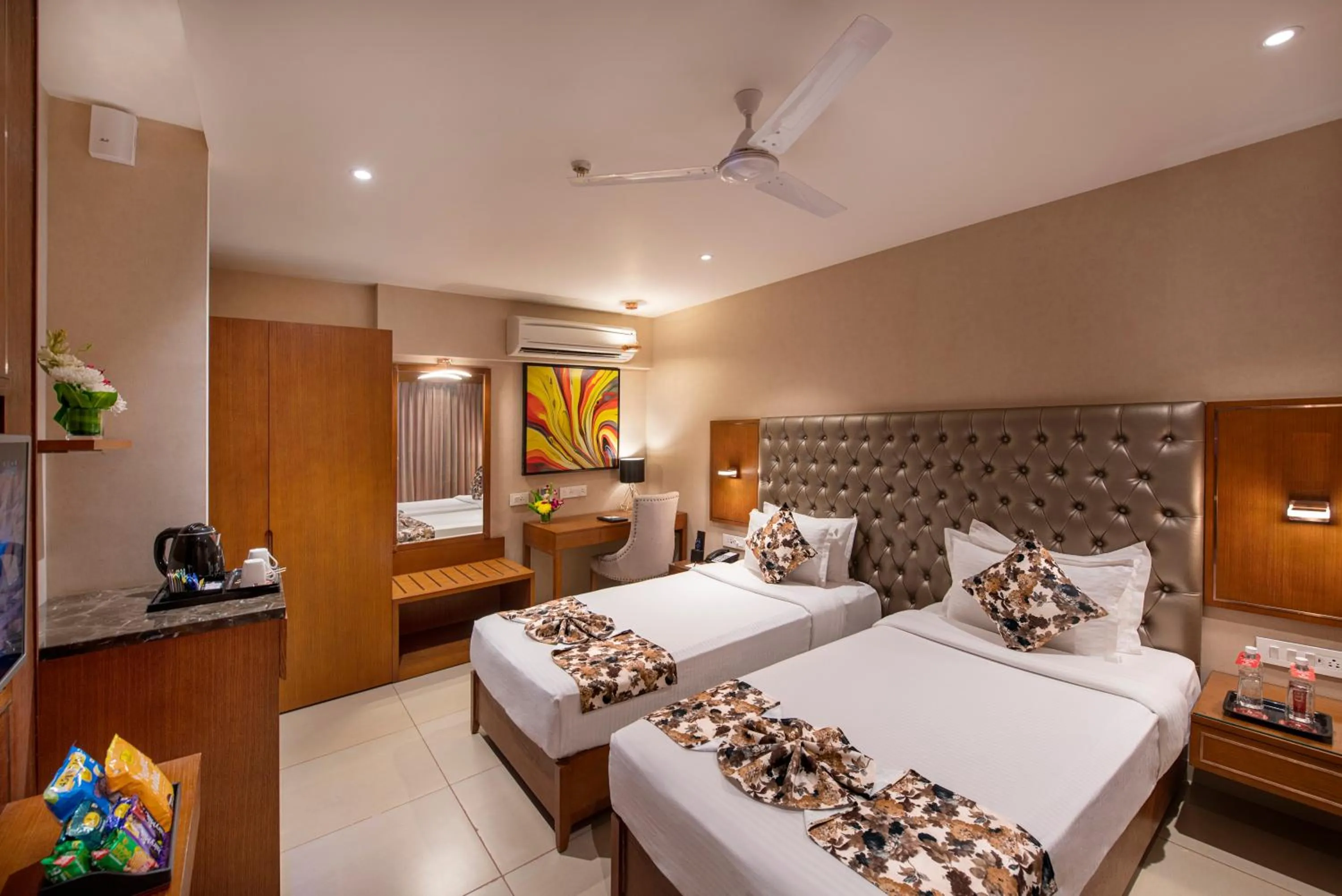 Deluxe Twin Room - single occupancy in SK Lords Inn Ahmedabad