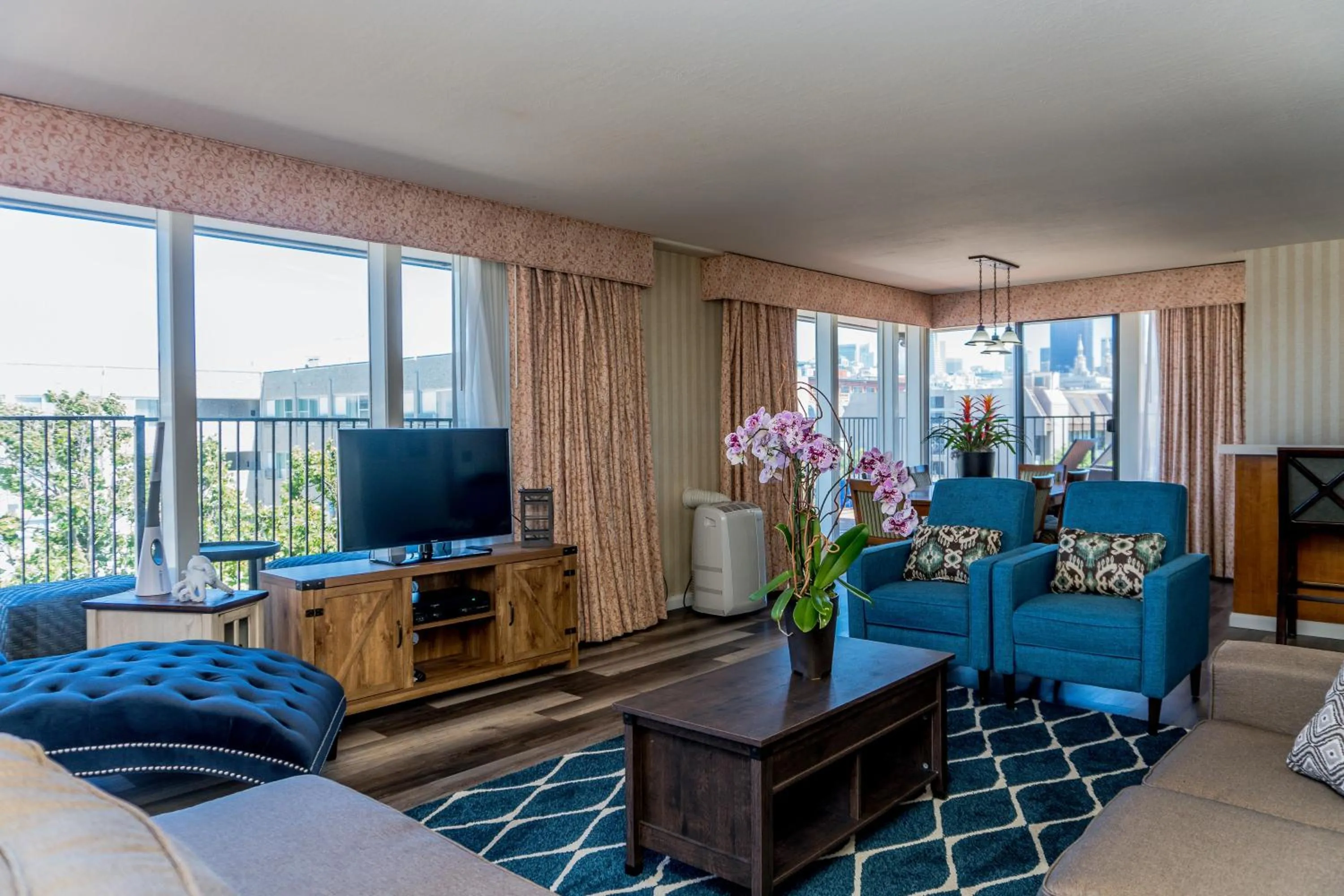 Penthouse Suite in The Wharf Inn