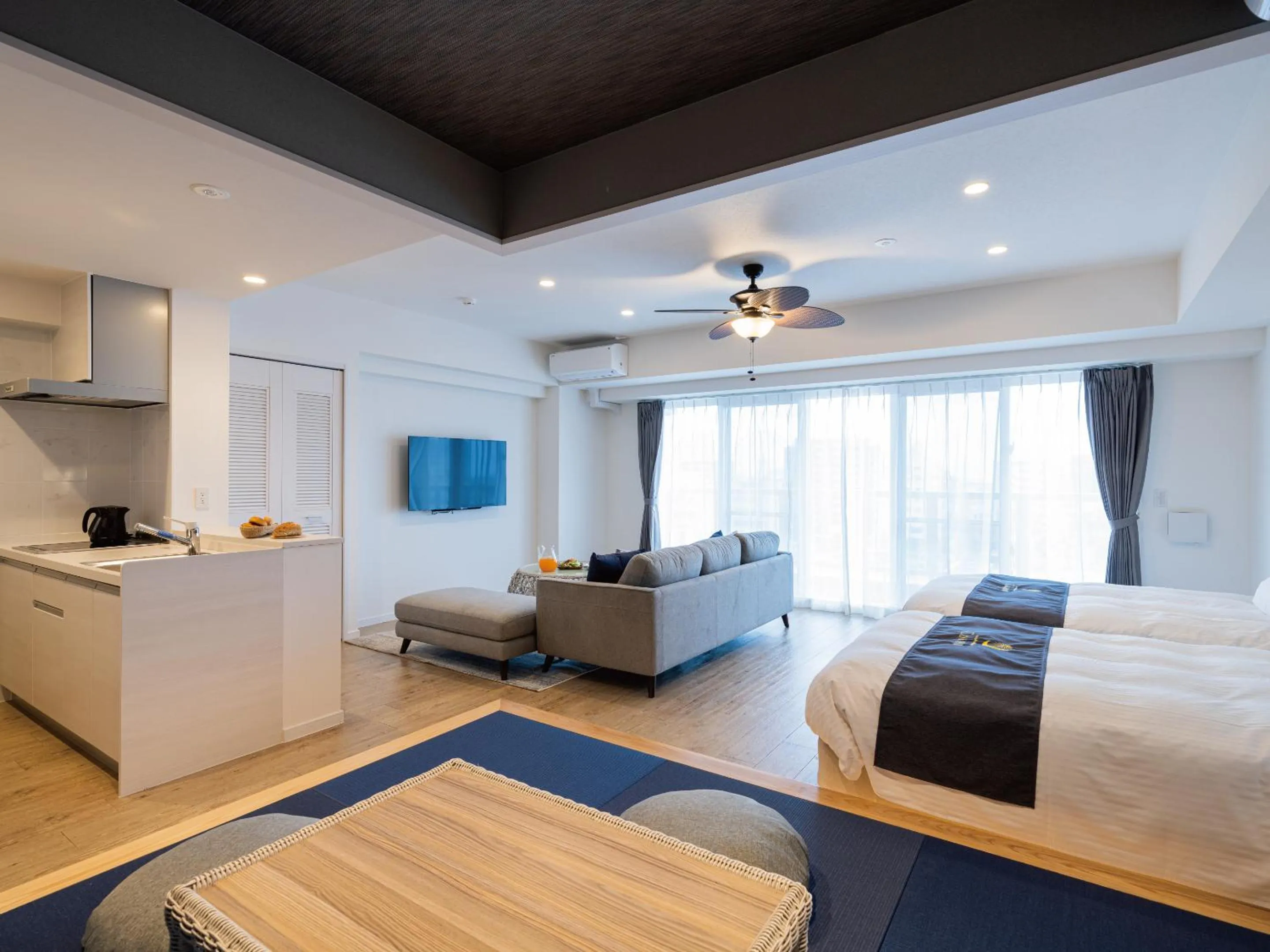 Upper Floor Premium Suite Condo - single occupancy - Special version in Aqua Palace Chatan by Coldio Premium
