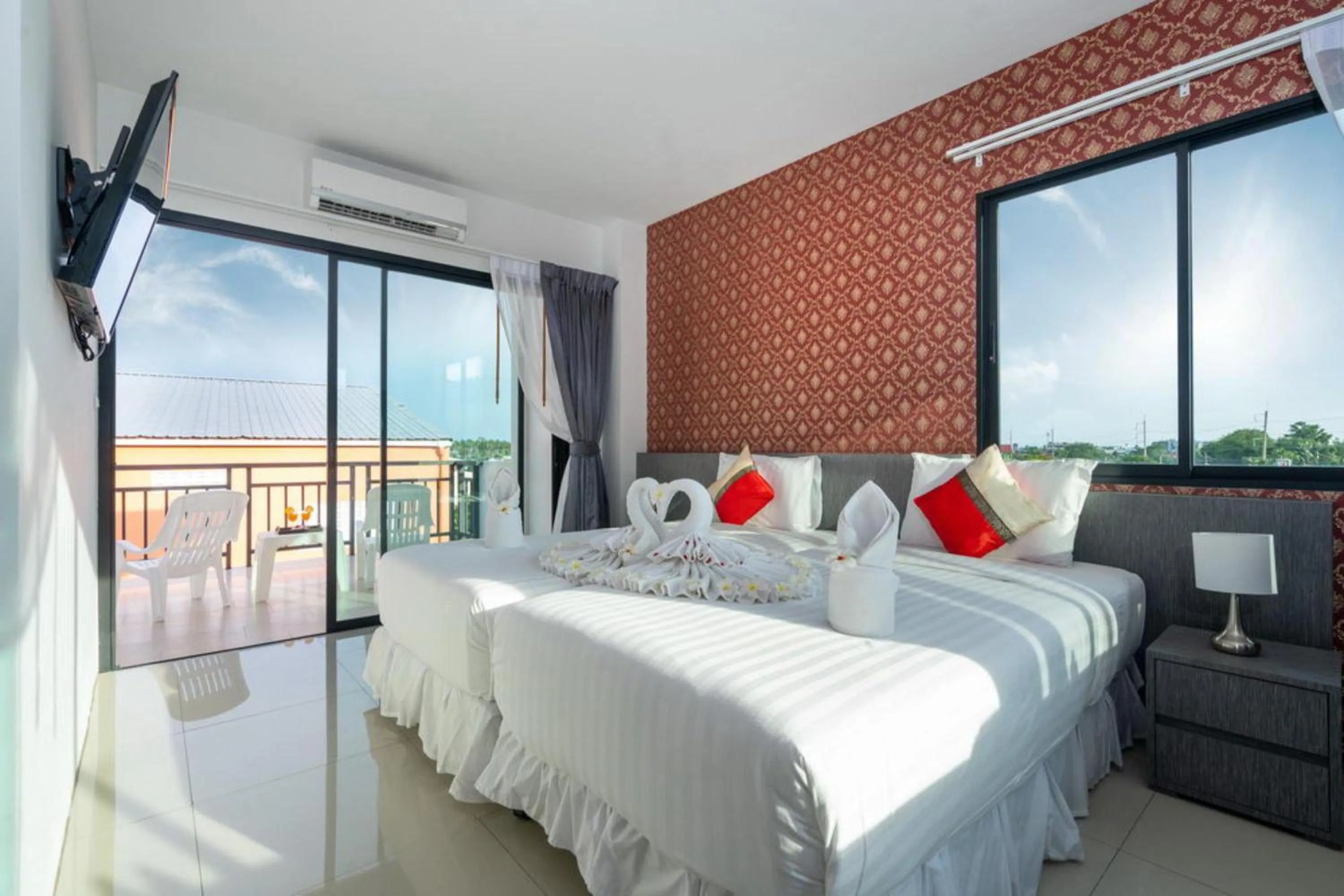 Twin Room with Terrace in The Thames Pool Access Resort & Villa - SHA Extra Plus