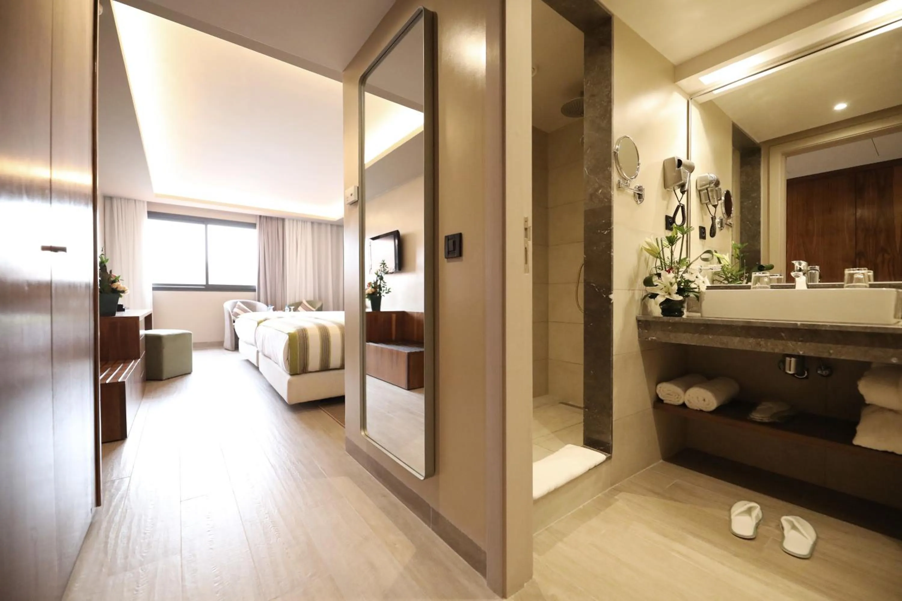 Superior Room, Twin Beds in Kenzi Rose Garden