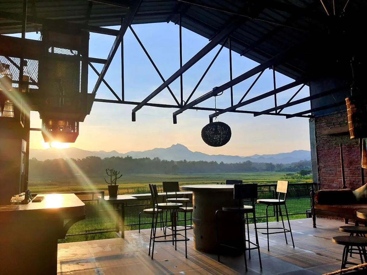 Twin Room with Shared Bathroom in SuanGlangNa