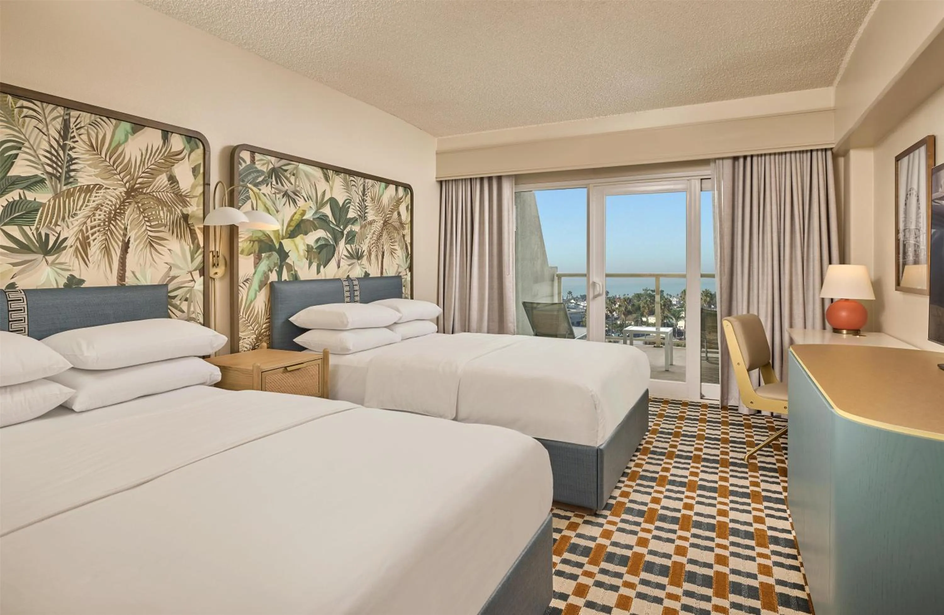Queen Room with Two Queen Beds, Balcony and Accessible Tub - Ocean View in Hyatt Centric Delfina Santa Monica
