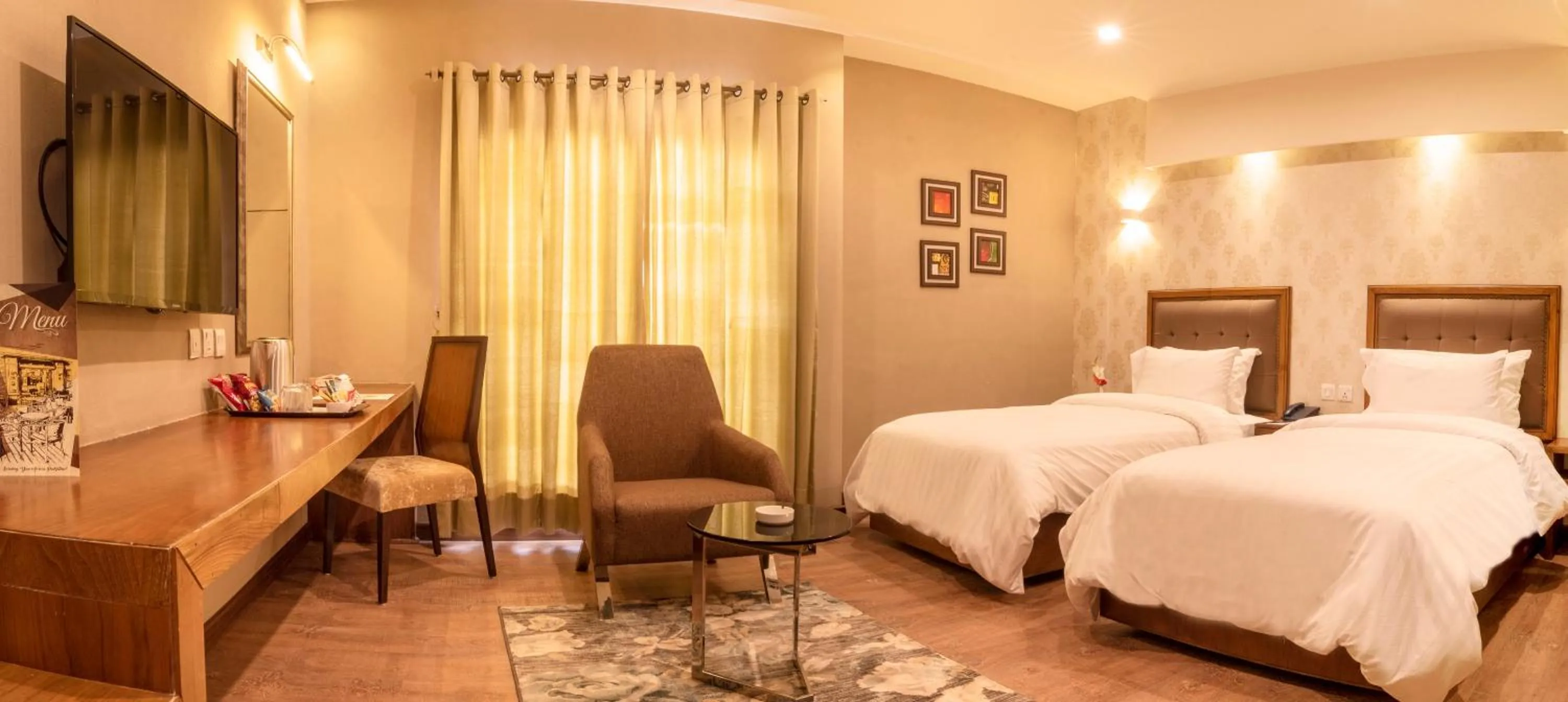 Deluxe Twin Room in Hotel One Garden Town, Lahore