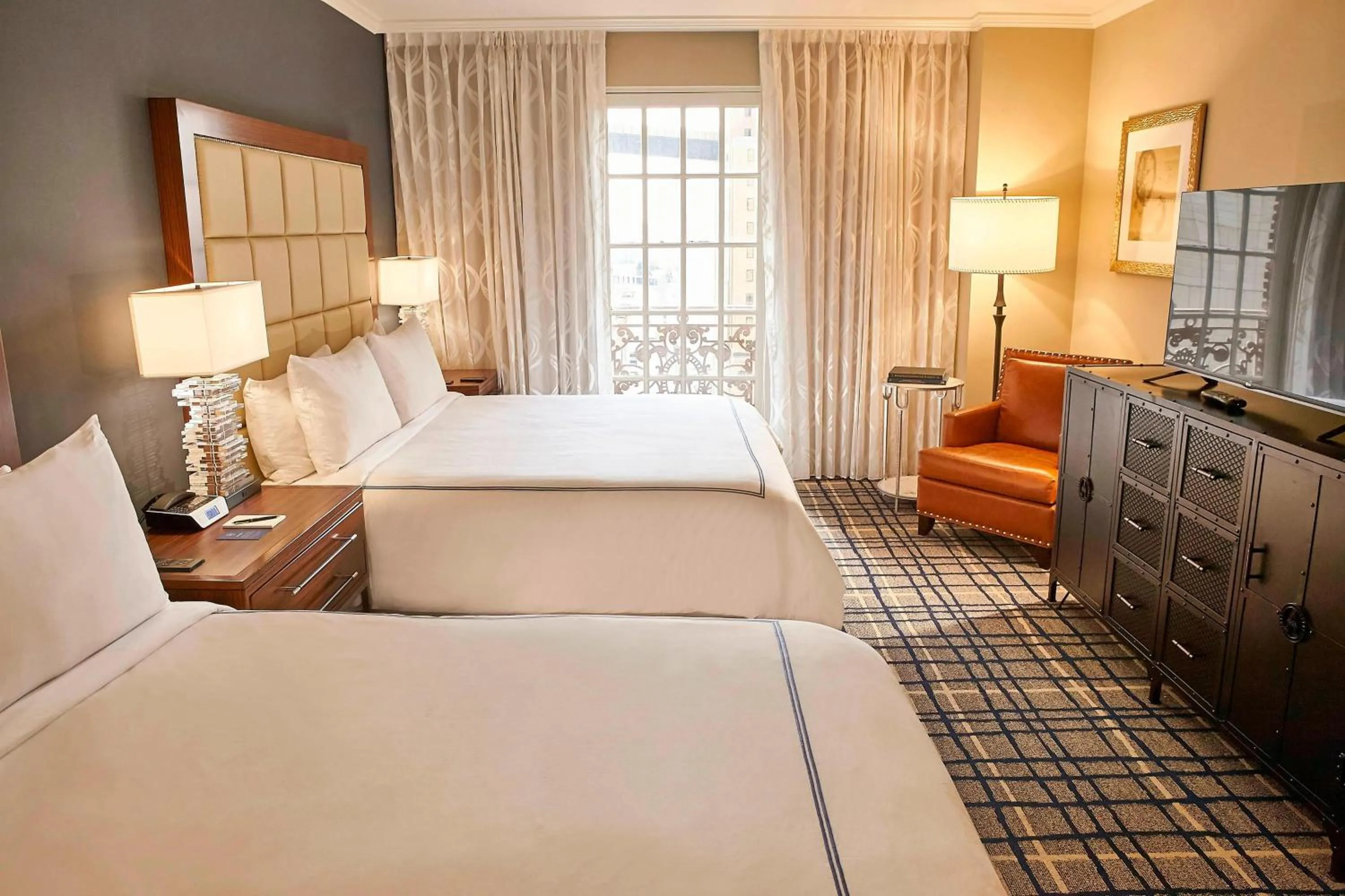 Deluxe Guest Room, 2 King Beds in The Adolphus, Autograph Collection