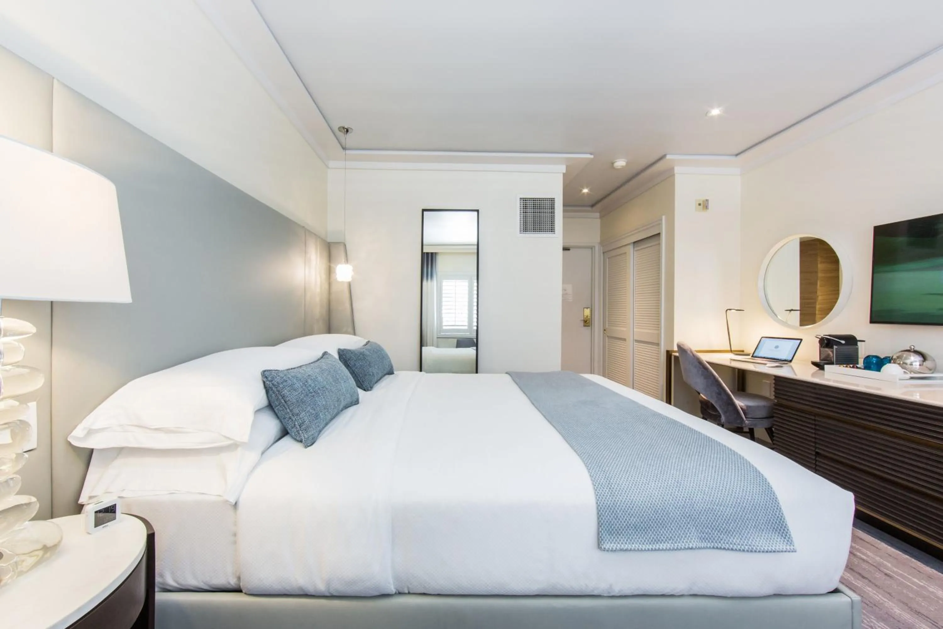 One-Bedroom Suite in Mosaic Hotel Beverly Hills