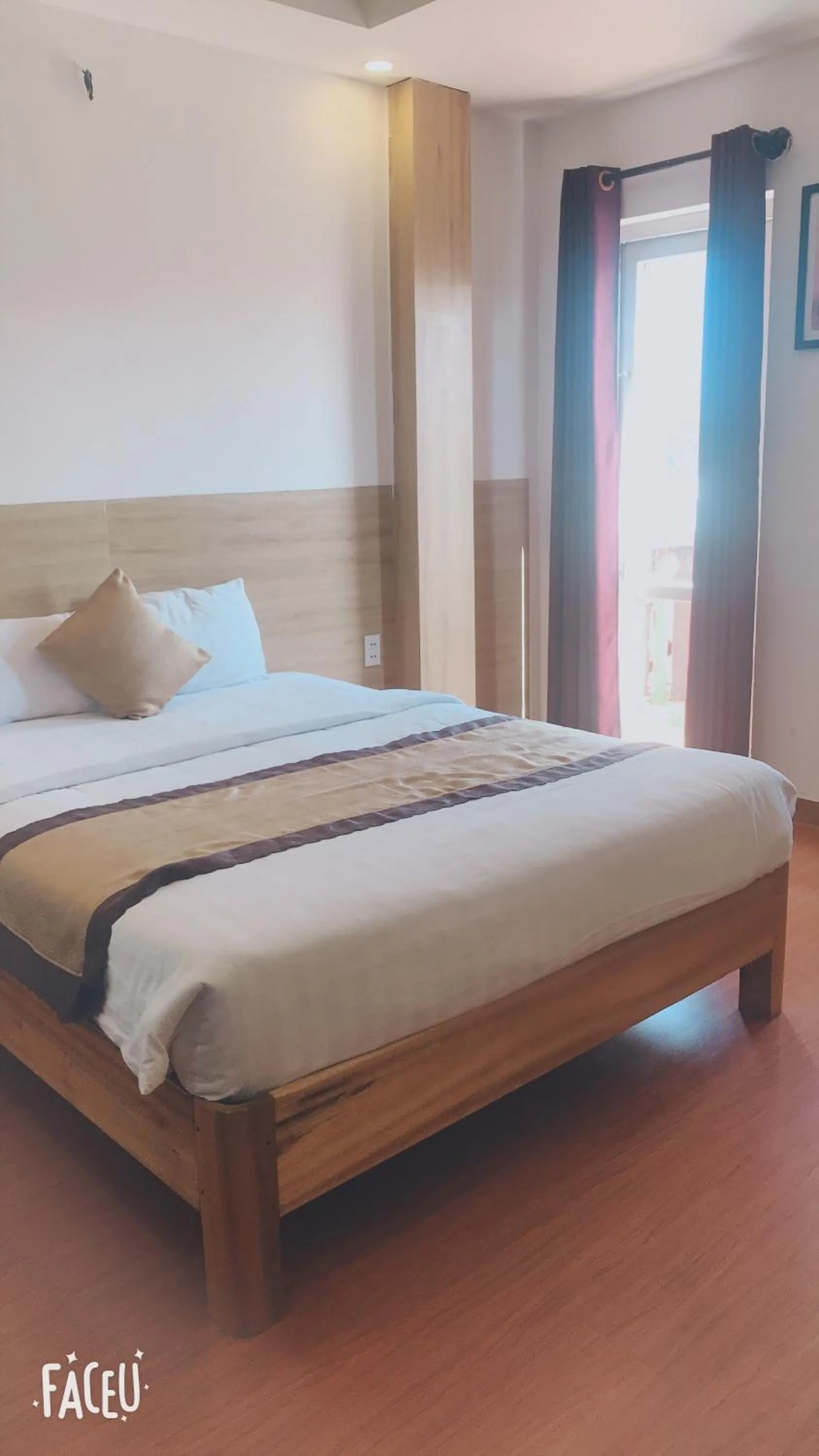 Double Room with Pool View - single occupancy in Hong Thien 1 Hotel