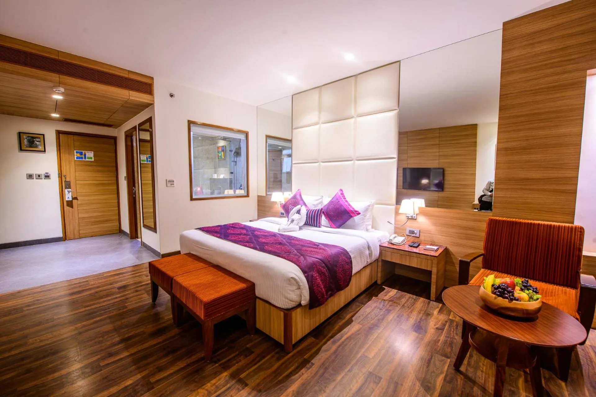 Deluxe King Room - single occupancy in Best Western La Vista Pathankot