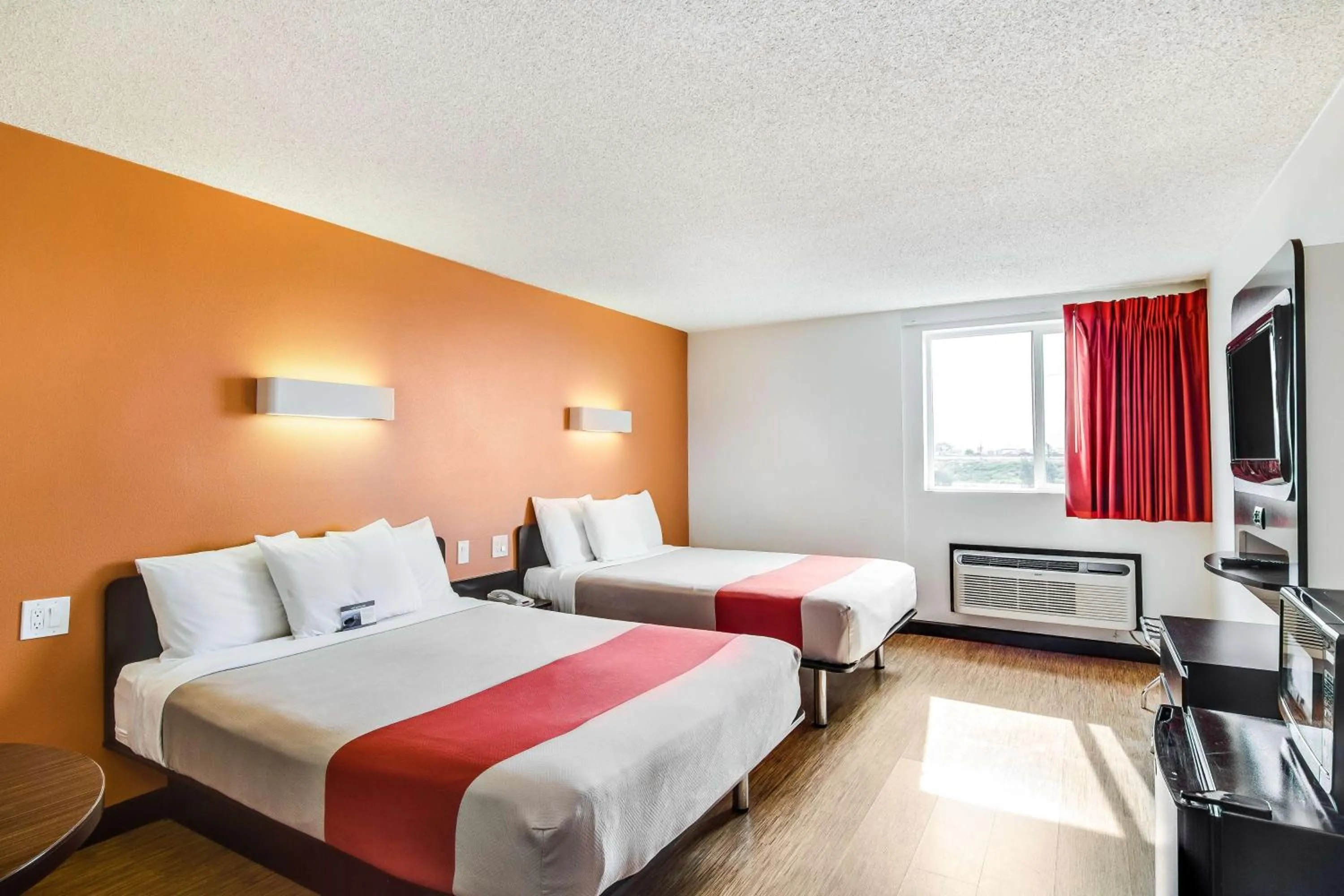 Queen Room with Two Queen Beds - Disability Access - Non-Smoking in Motel 6-Carson, CA