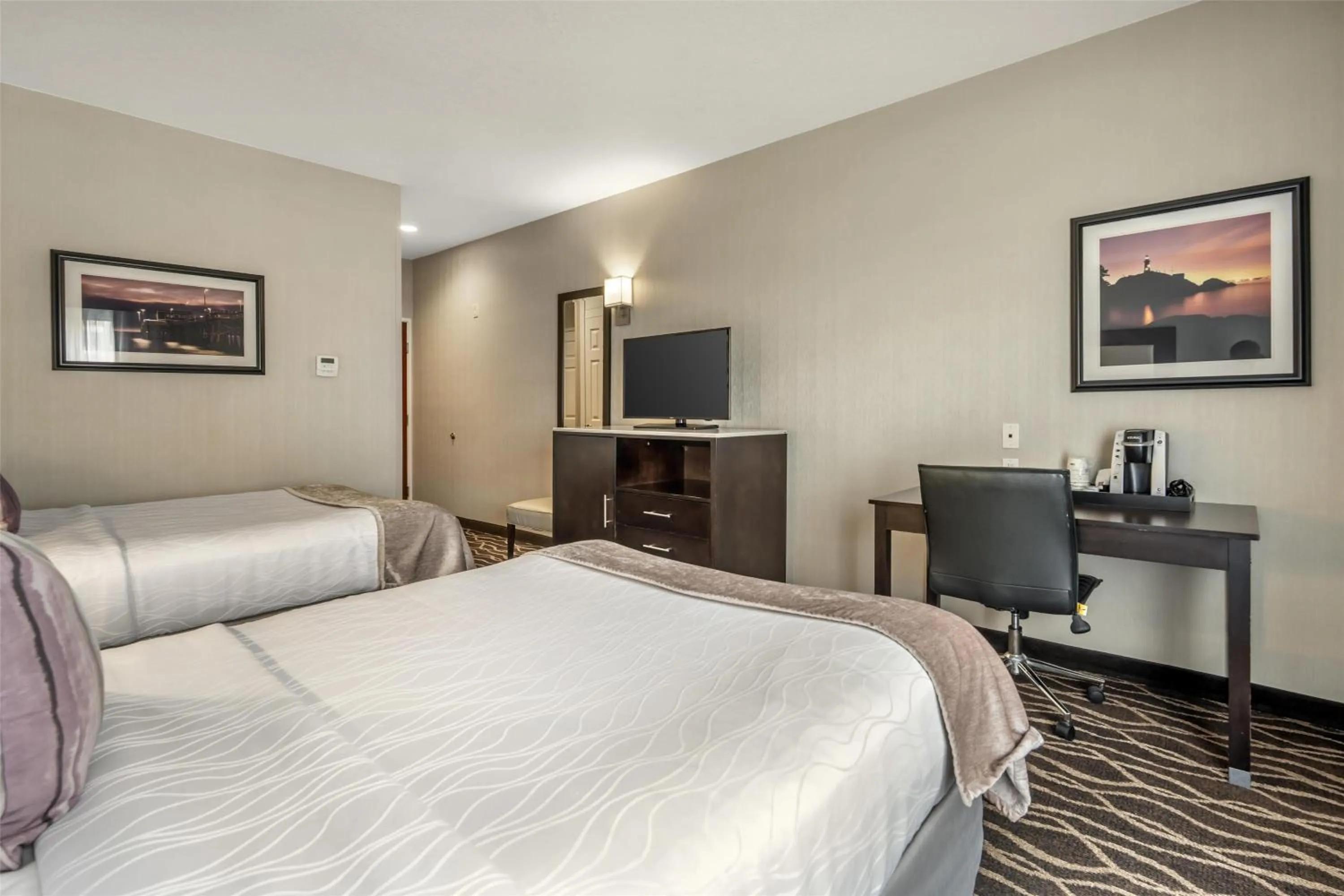 Double Room with Two Double Beds and Balcony in Best Western Plus Hotel at the Convention Center