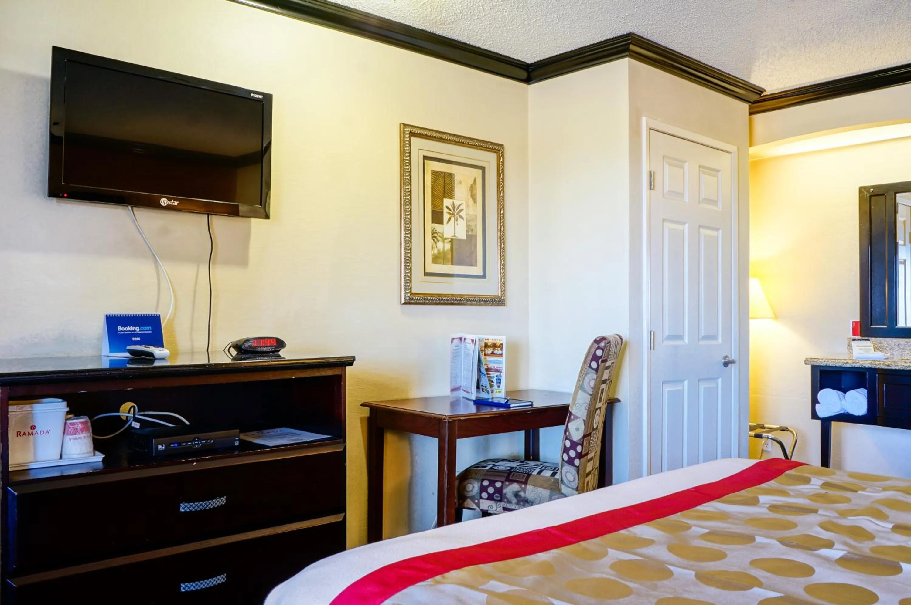King Room - Disability Access - Non-Smoking in Ramada by Wyndham Ontario Airport & Convention Center