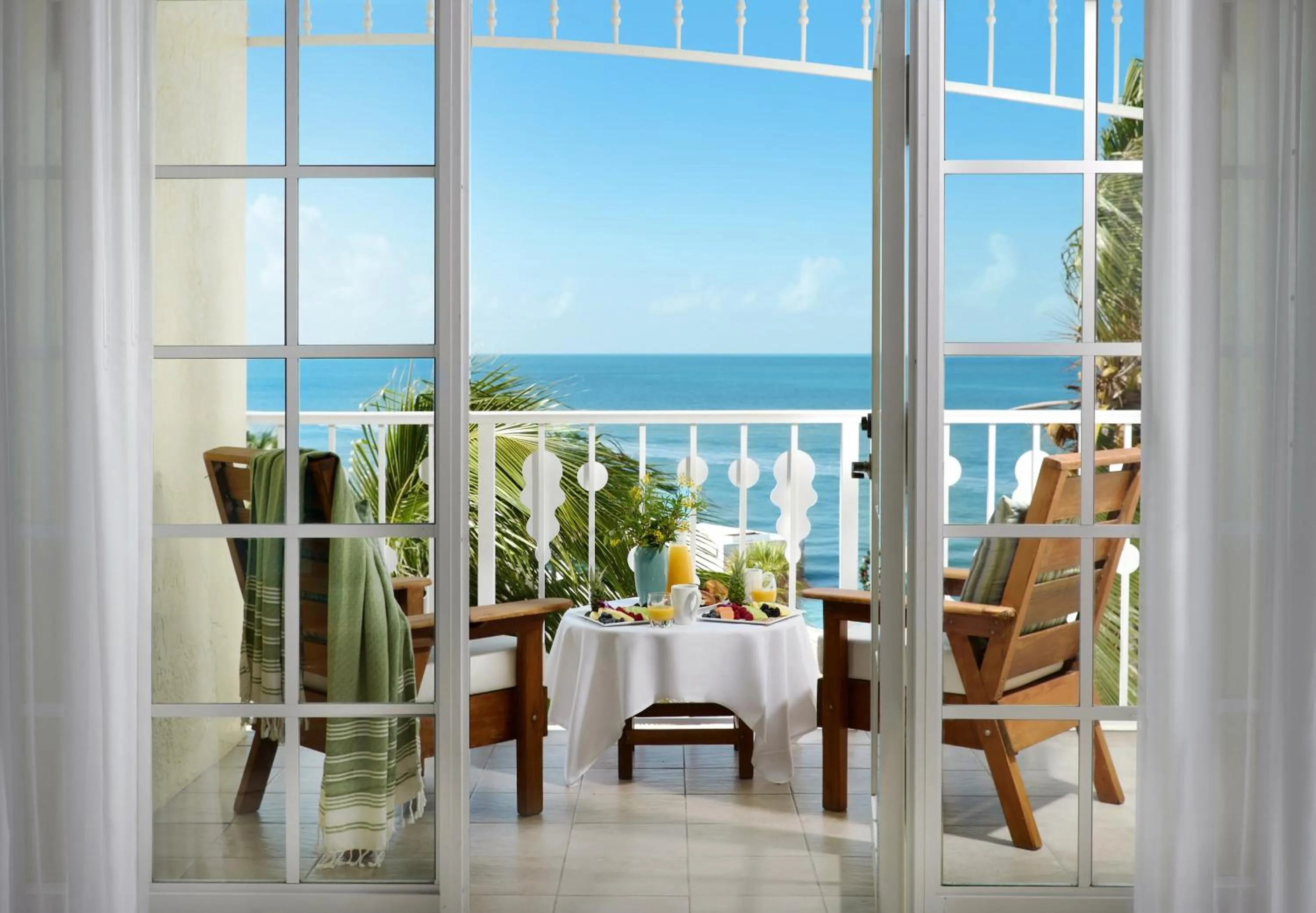 Deluxe Oceanfront King Room in Ocean Key Resort & Spa, a Noble House Resort