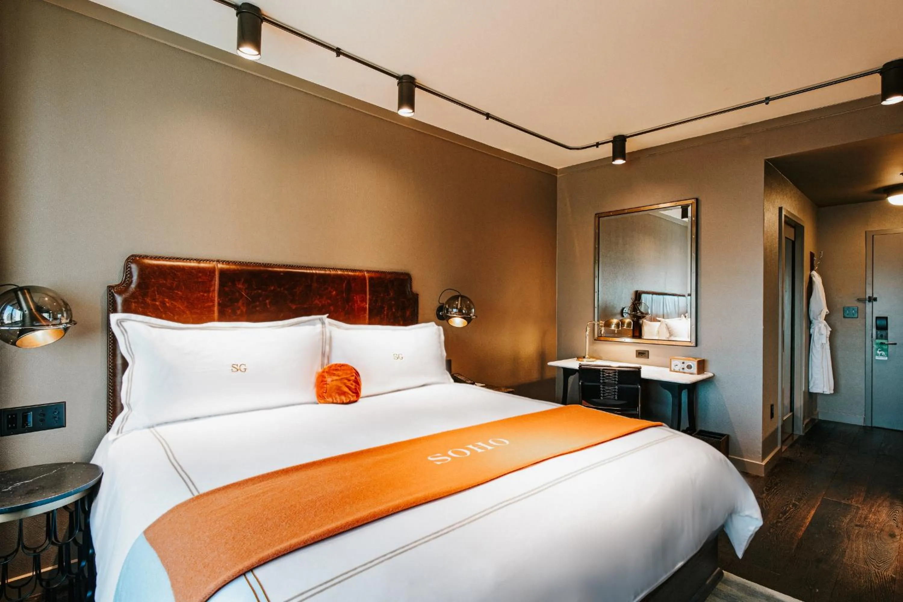 Deluxe King Room in Soho Grand Hotel