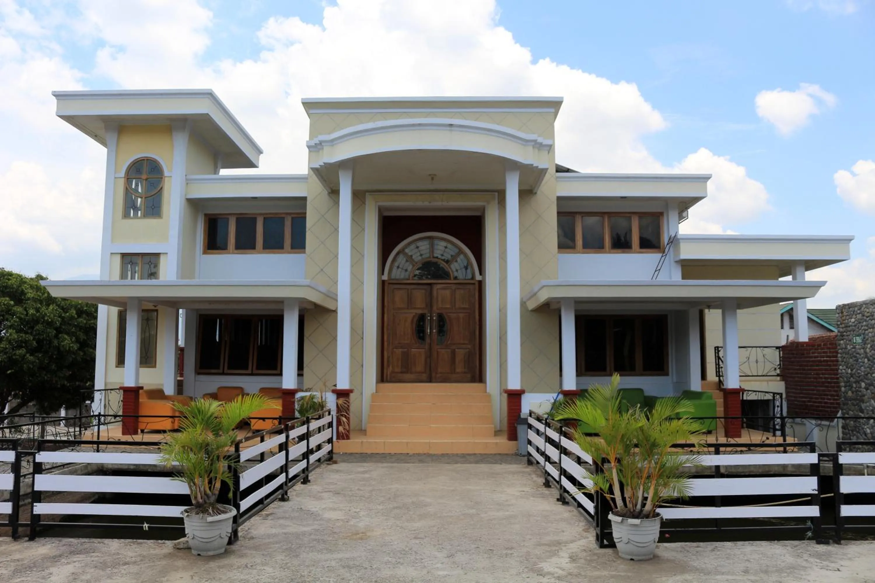 OYO 1722 Villa Ciparay Indah Syariah