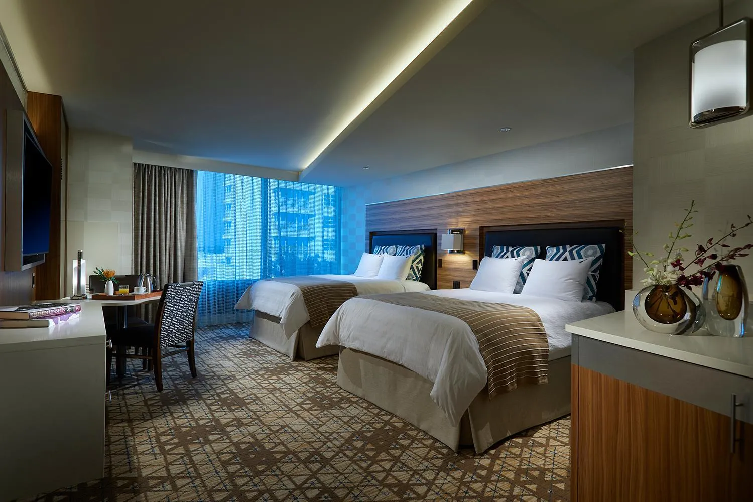 East Tower Deluxe Queens with Pool View - Non-Smoking in Seminole Hard Rock Hotel and Casino Tampa