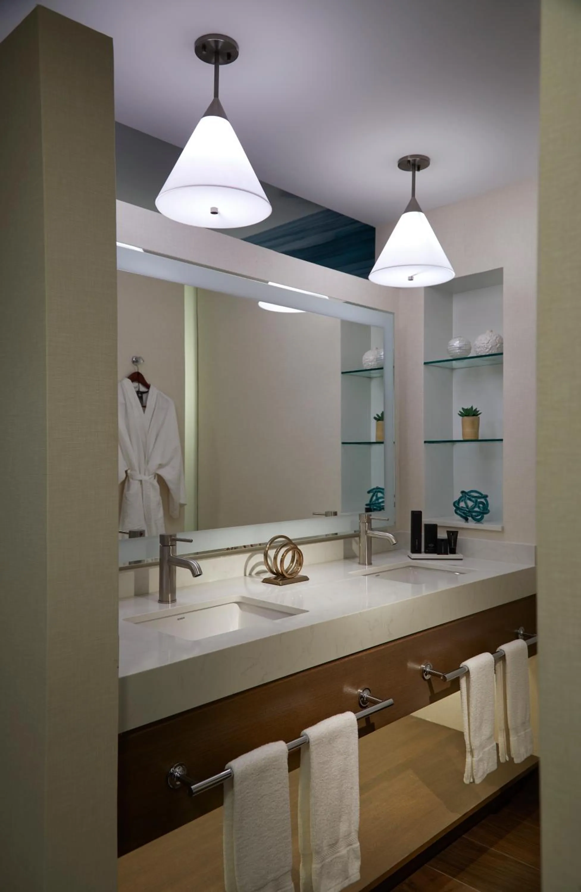 Deluxe Queen Room with Pool View in Seminole Hard Rock Hotel & Casino Hollywood