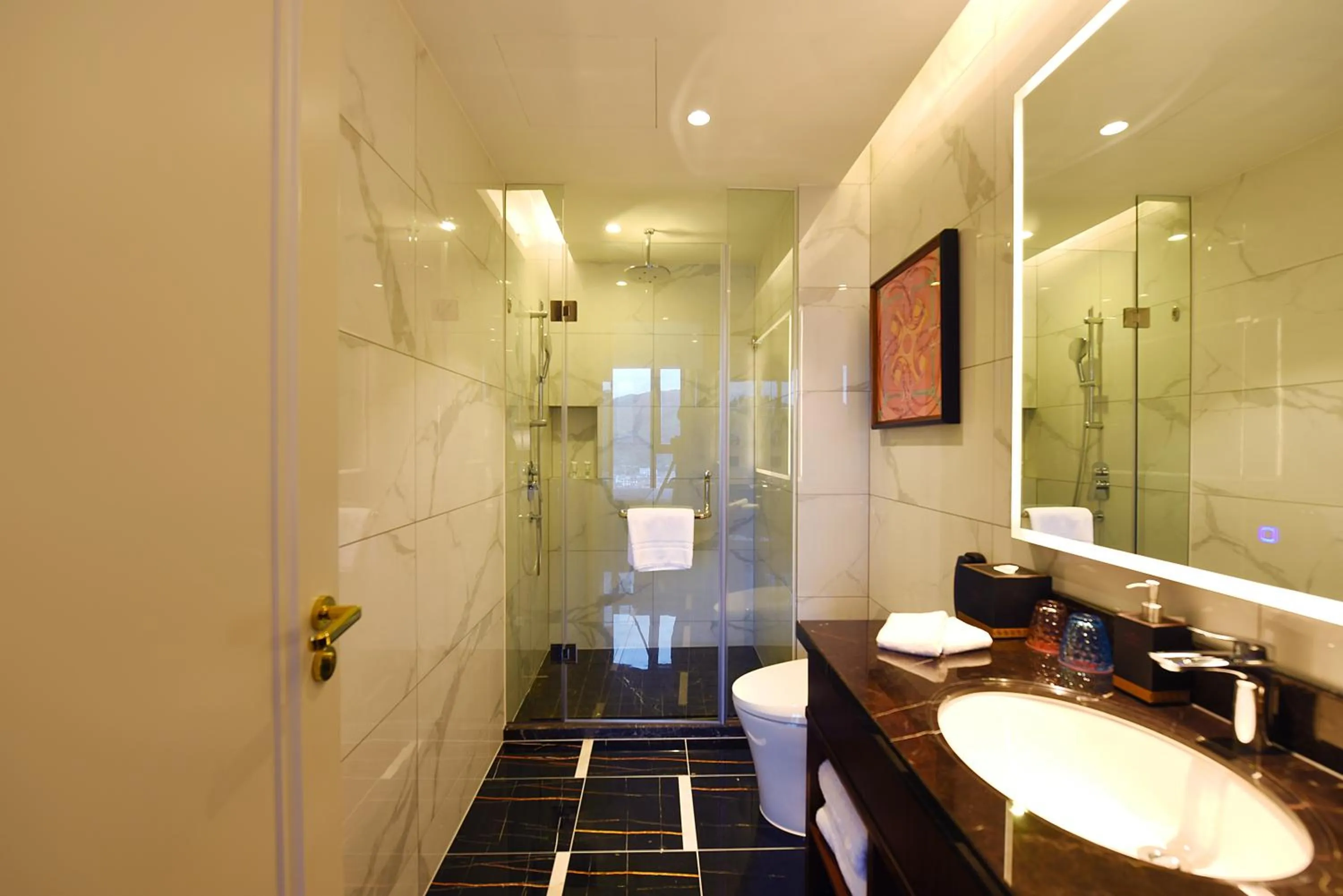 Superior King Room - Smoking in Ramada Plaza by Wyndham Wenzhou