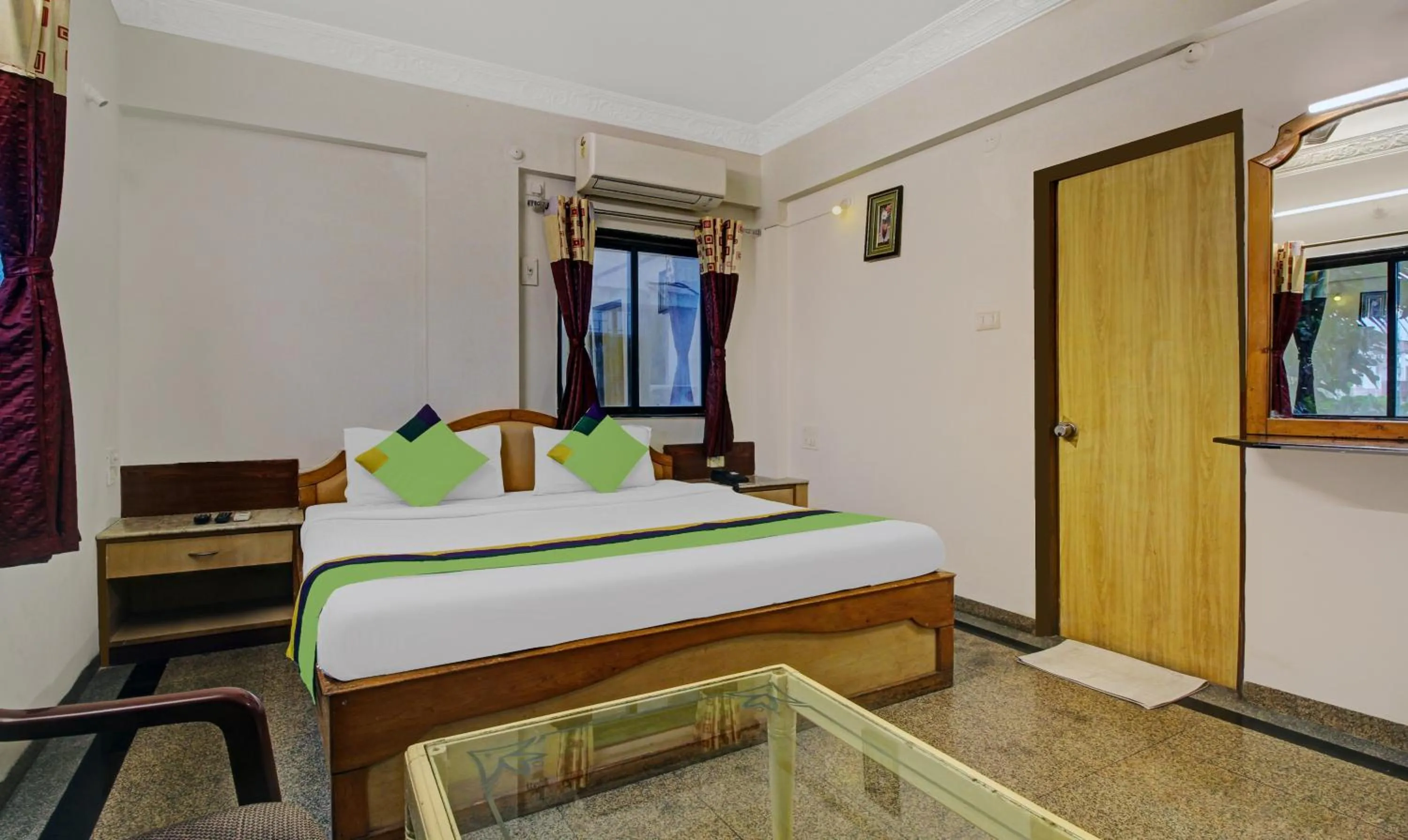 Standard Double Room - single occupancy in Treebo Eagle Executive