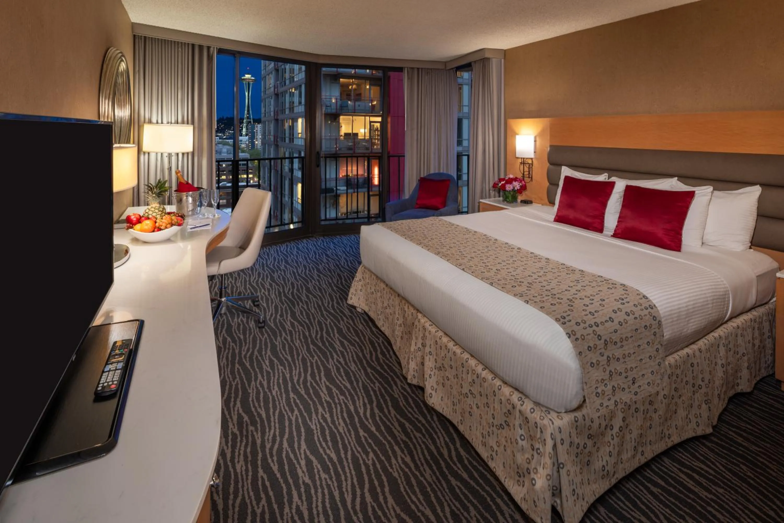 Premier King Room in Warwick Seattle