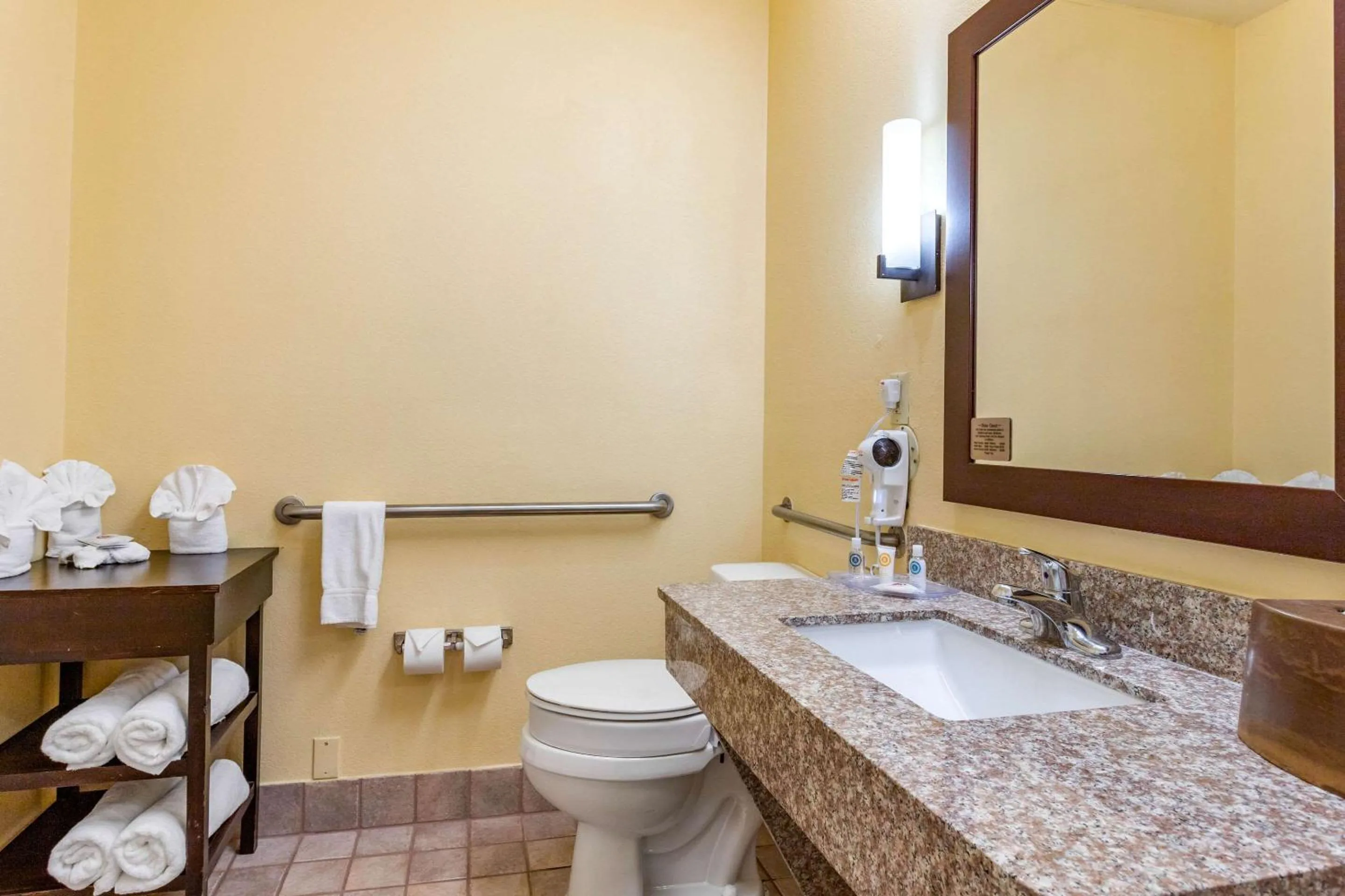 Suite with Two Double Beds - Accessible/Non-Smoking in Comfort Suites - Near the Galleria