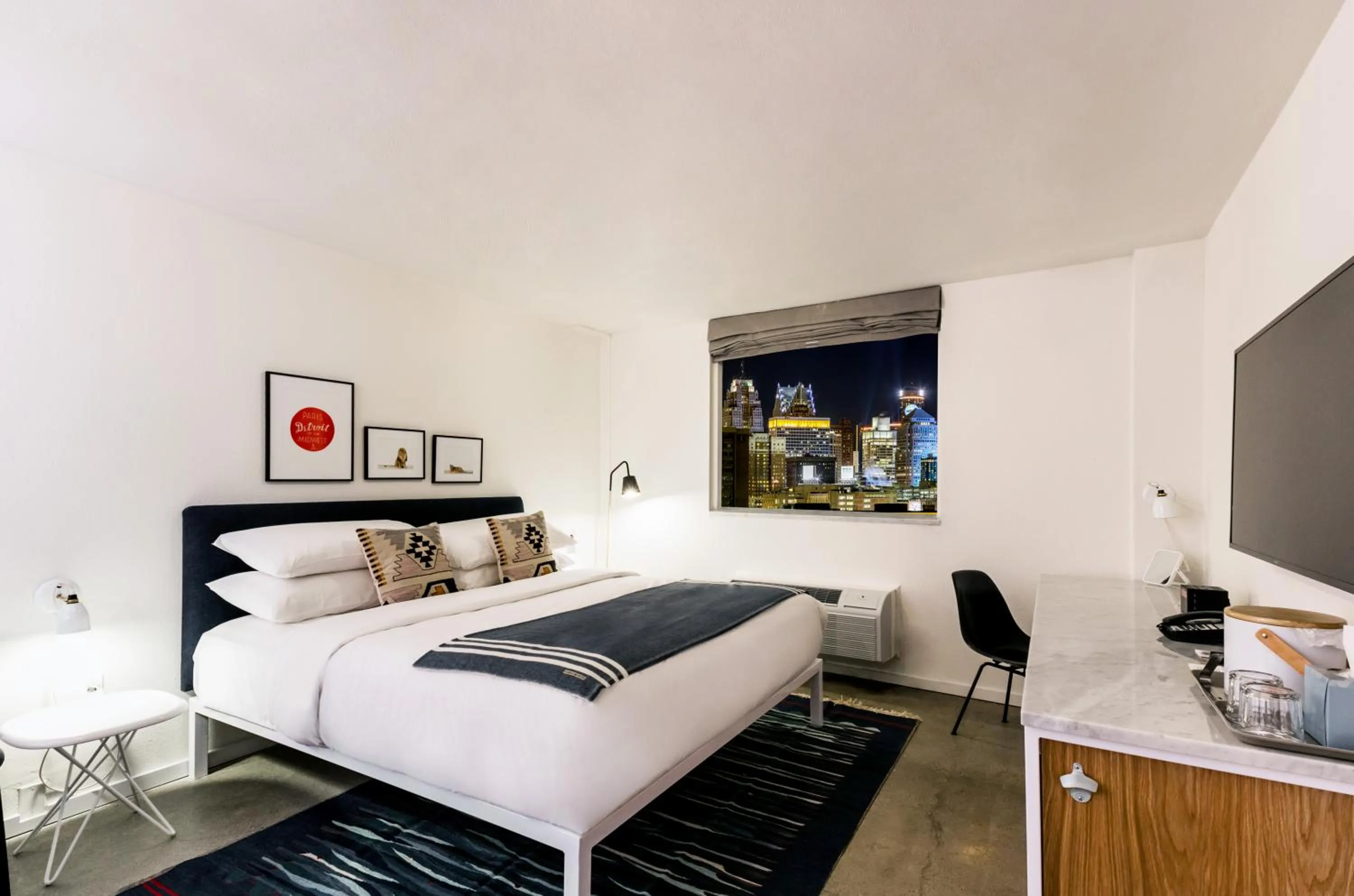 King Room - Non-Smoking in Trumbull and Porter - Detroit Downtown