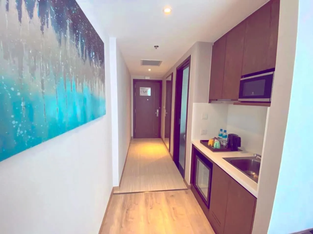 Deluxe Double Room with Side Sea View in Holi Panorama Condotel