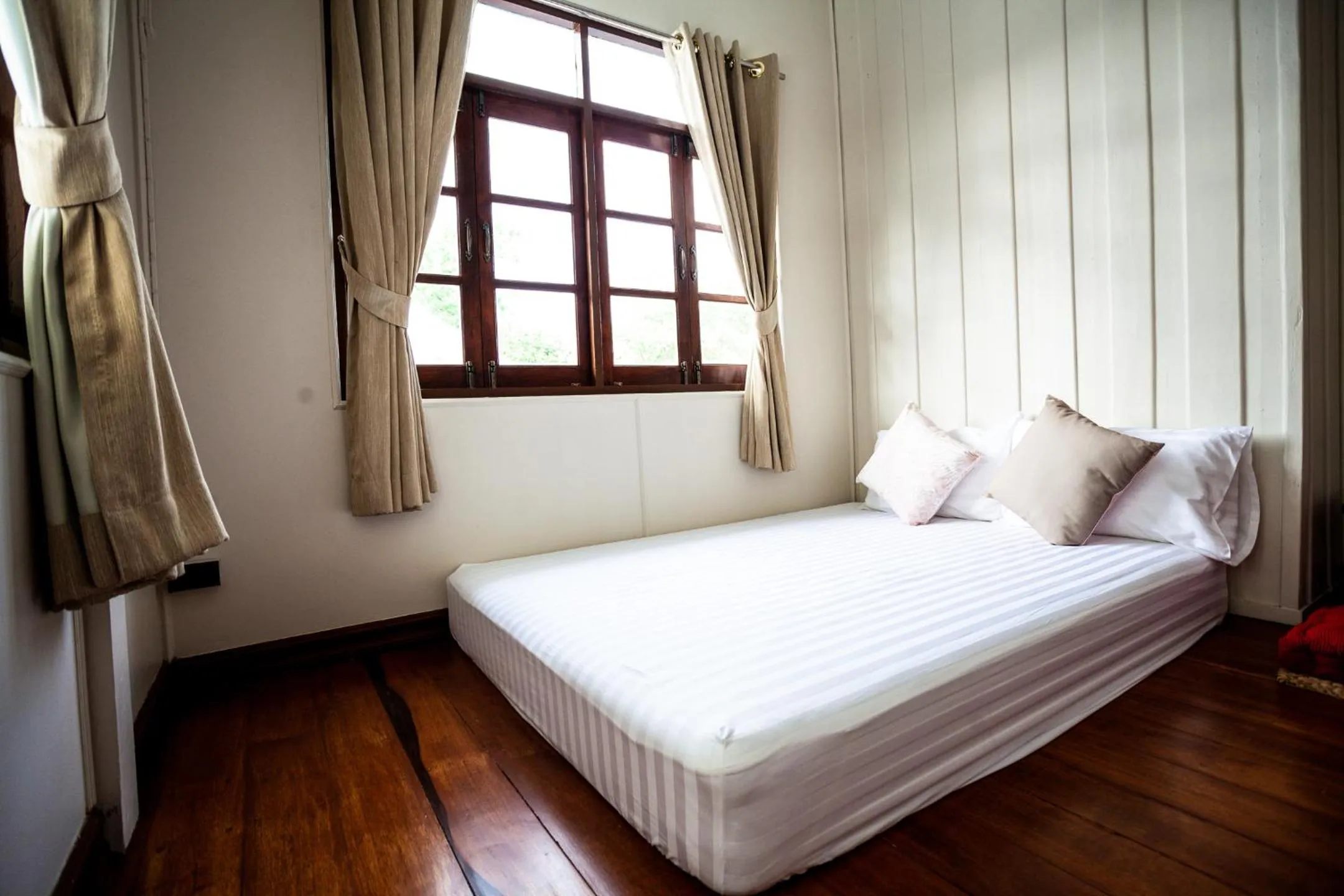 Standard Queen Room in Baan Suan Krung Kao