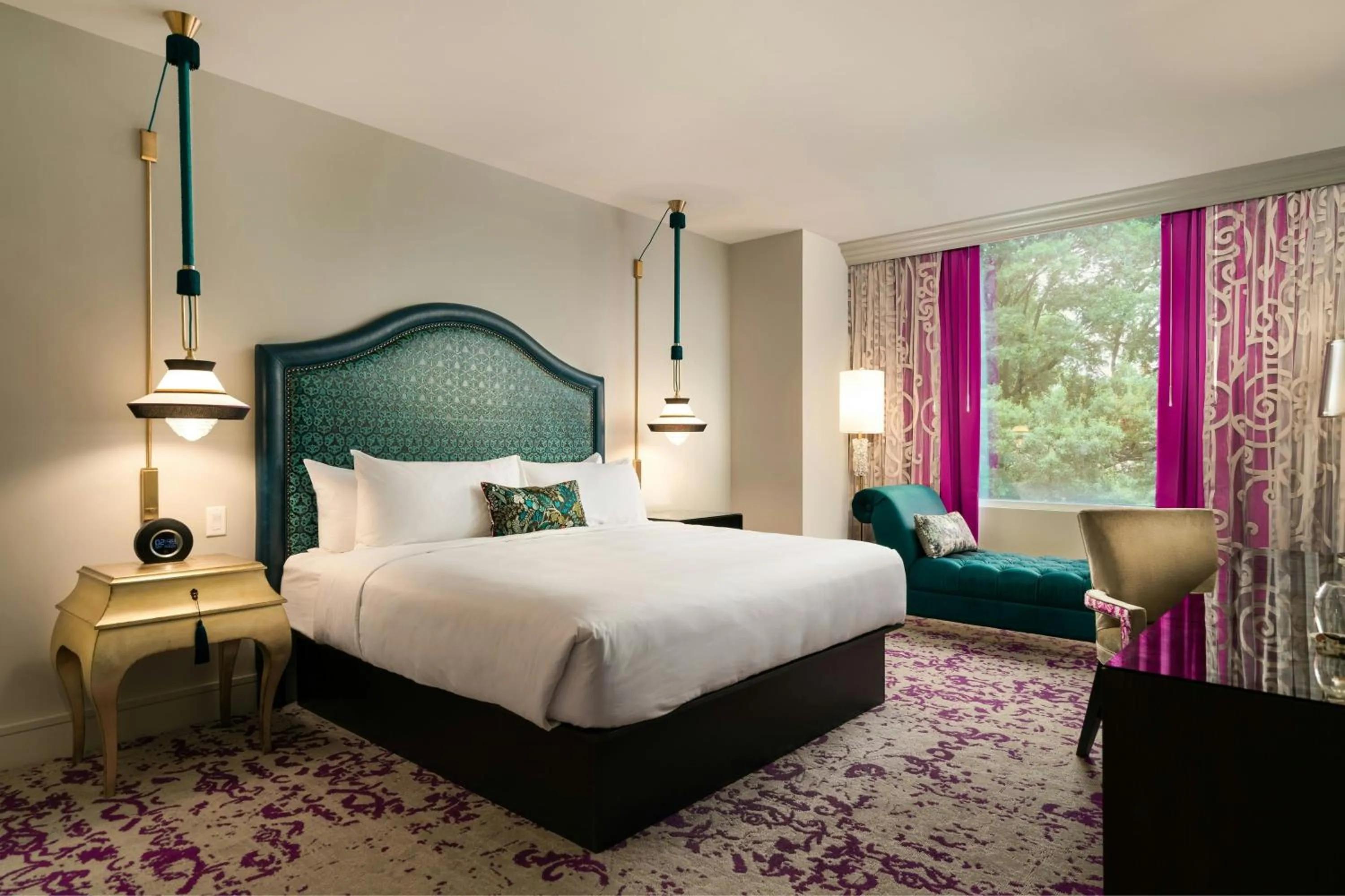 Guest room, 1 King, City view in Grand Bohemian Charlotte, Autograph Collection