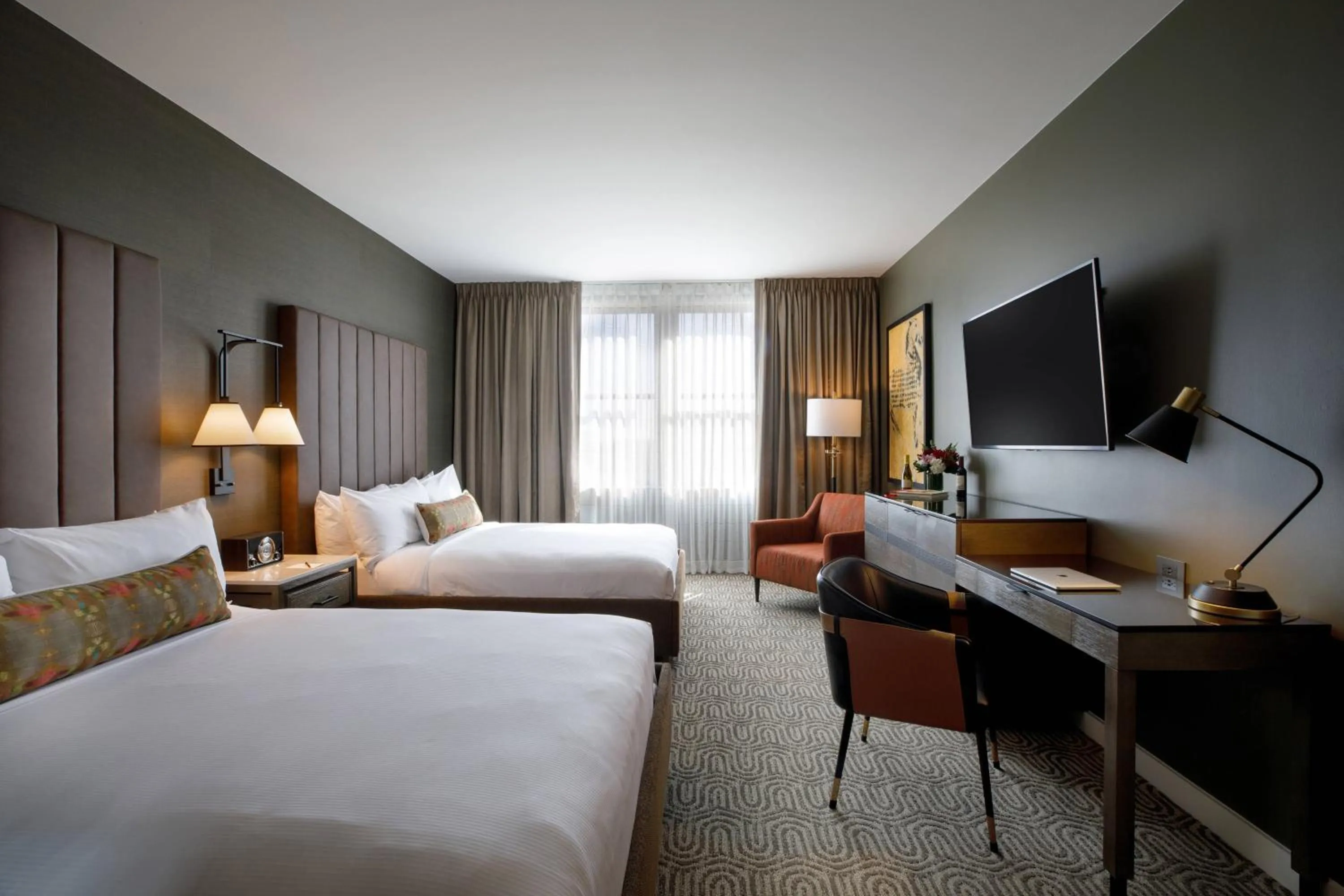 Deluxe Queen Room with Two Queen Beds - Hearing Accessible in Hotel Vin, Grapevine, Autograph Collection