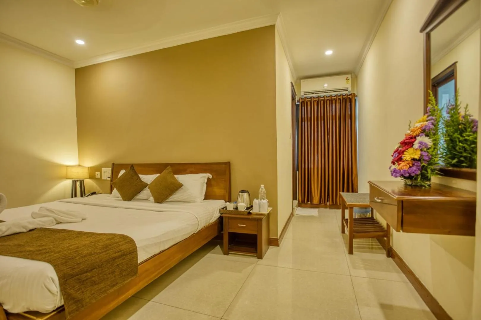 Deluxe Double Room in Hotel Pearl Palace