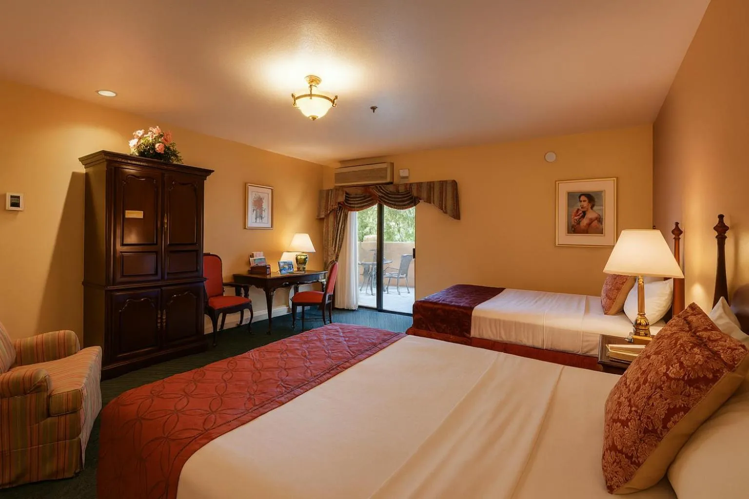 Deluxe Double Room in Carlyle Hotel