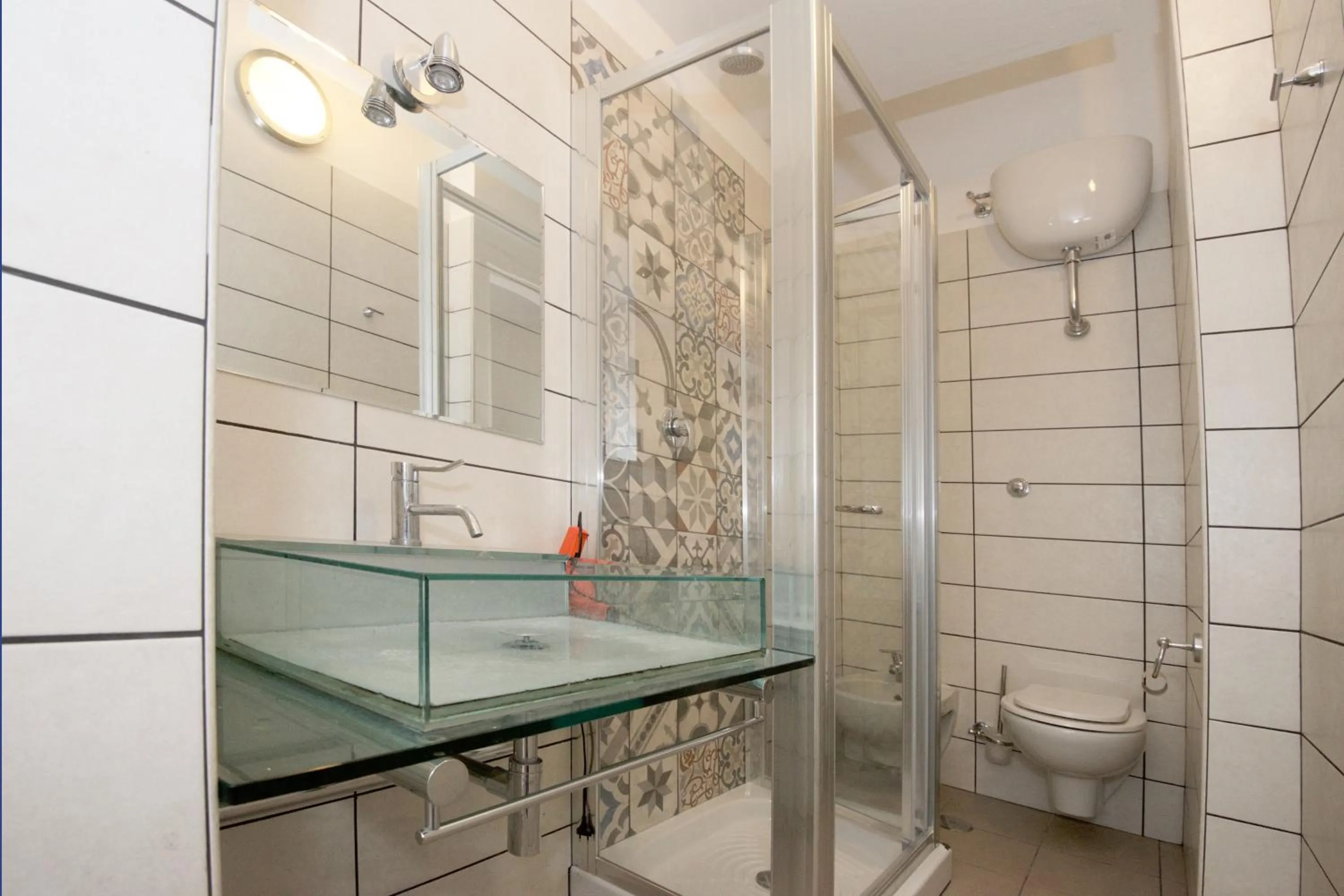 Single Room - Via Catone 21 in White Vatican