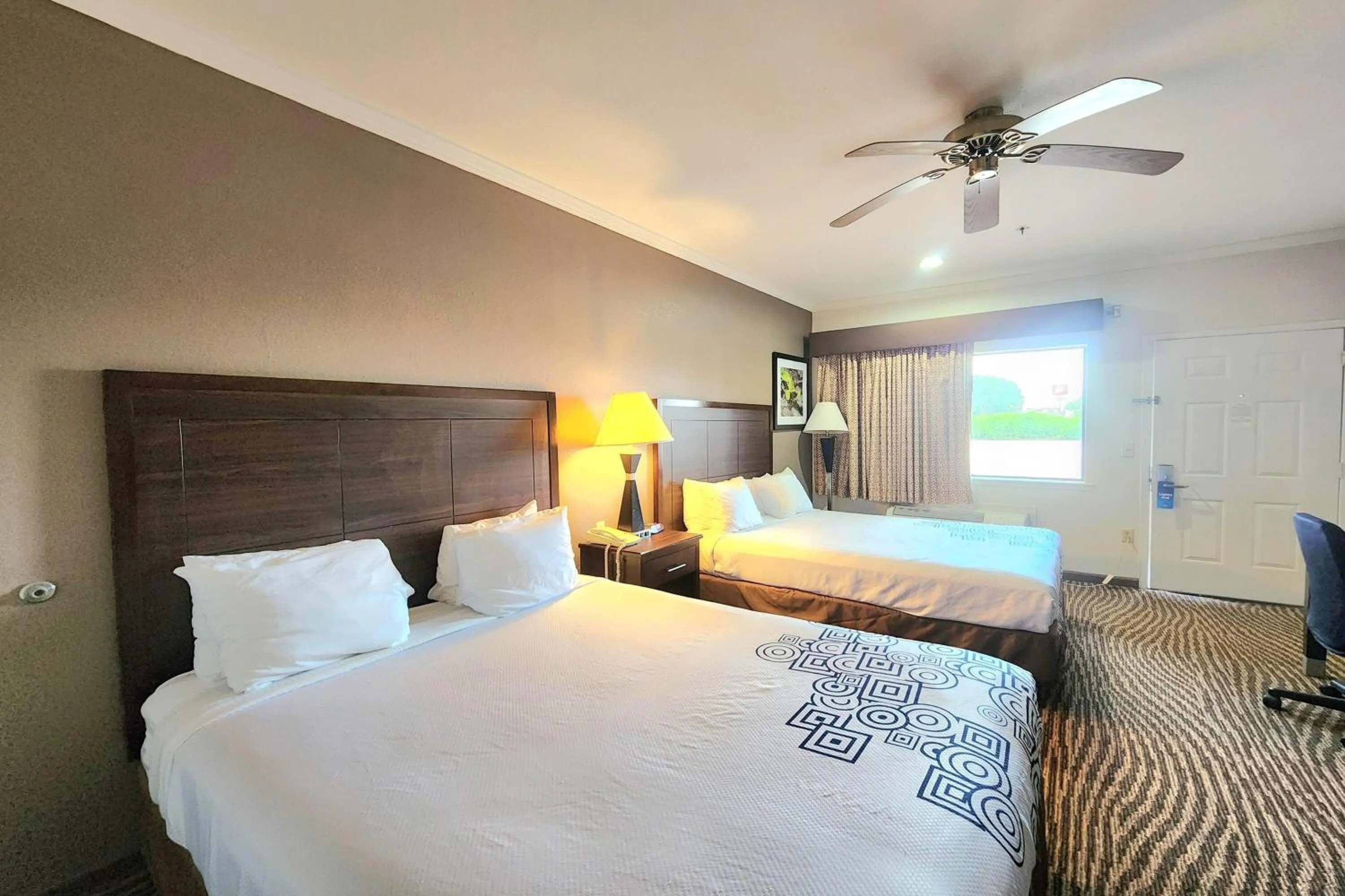 Studio Suite with Two Queen Beds - Non-Smoking in Days Inn by Wyndham Navasota