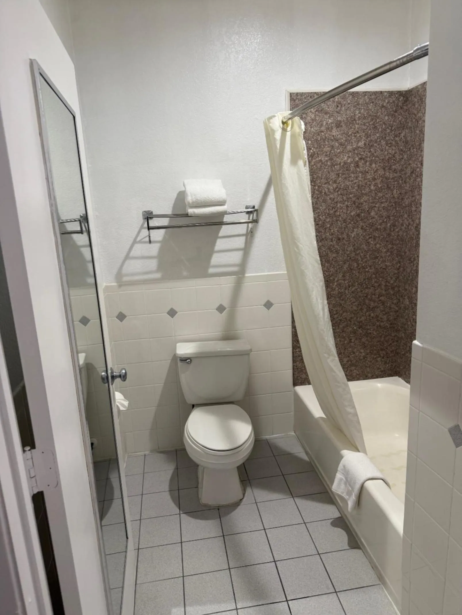 Queen Room with Two Queen Beds - Non-Smoking in Days Inn by Wyndham Navasota