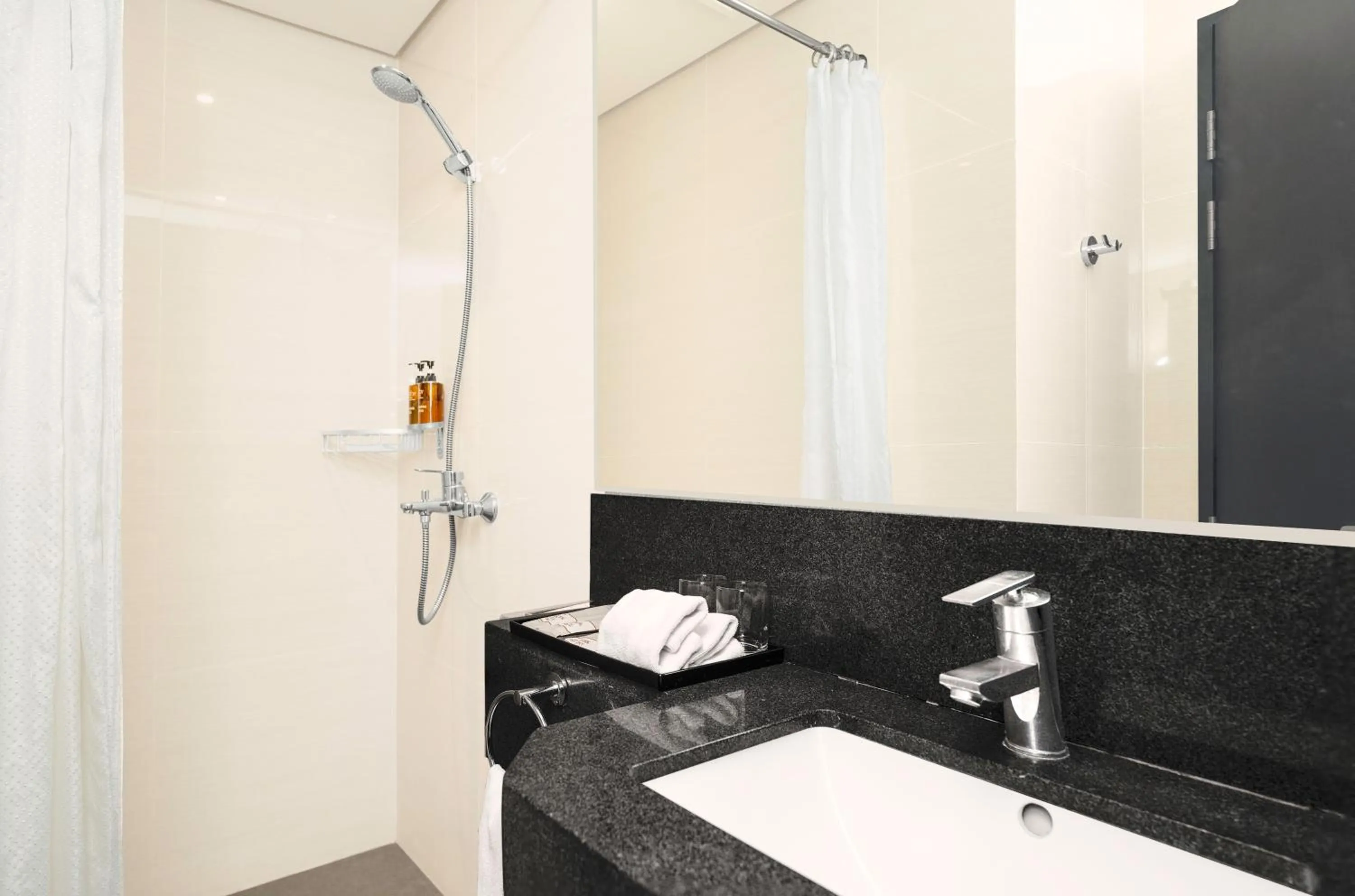 Classic Superior Twin - single occupancy in Savoy Hotel Mactan Cebu near Newtown Beach
