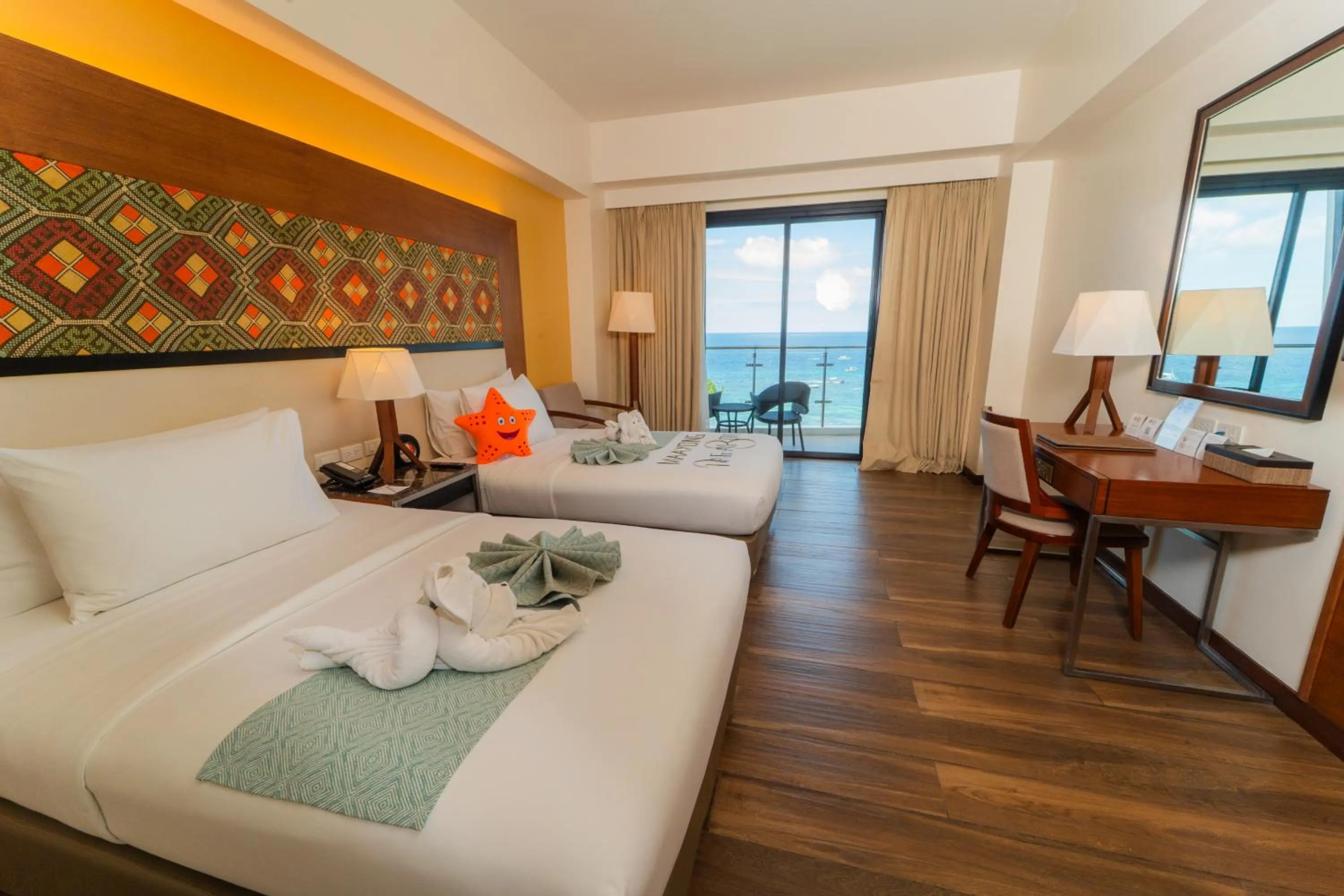 Deluxe Double Room with Two Double Beds in Best Western Plus The Ivywall Resort-Panglao