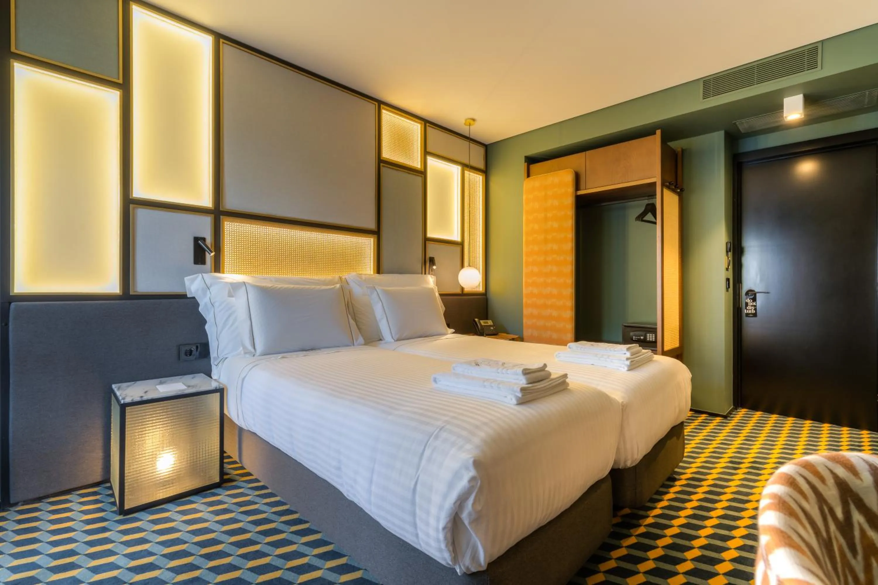 Superior Double or Twin Room with Terrace in The Convo Porto Hotel & Apartment