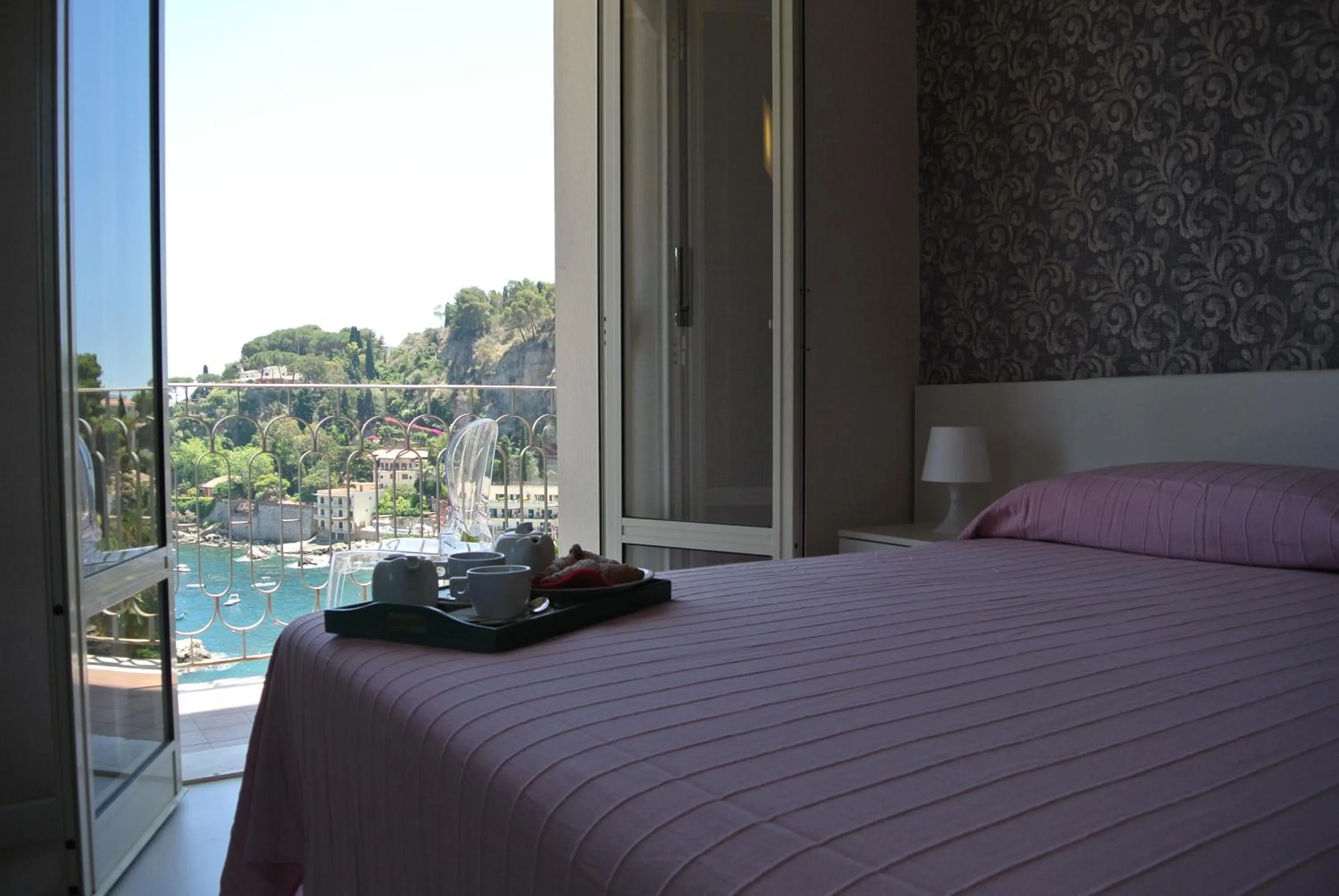Superior Double Room with Balcony and Sea View in Hotel Baia Azzurra