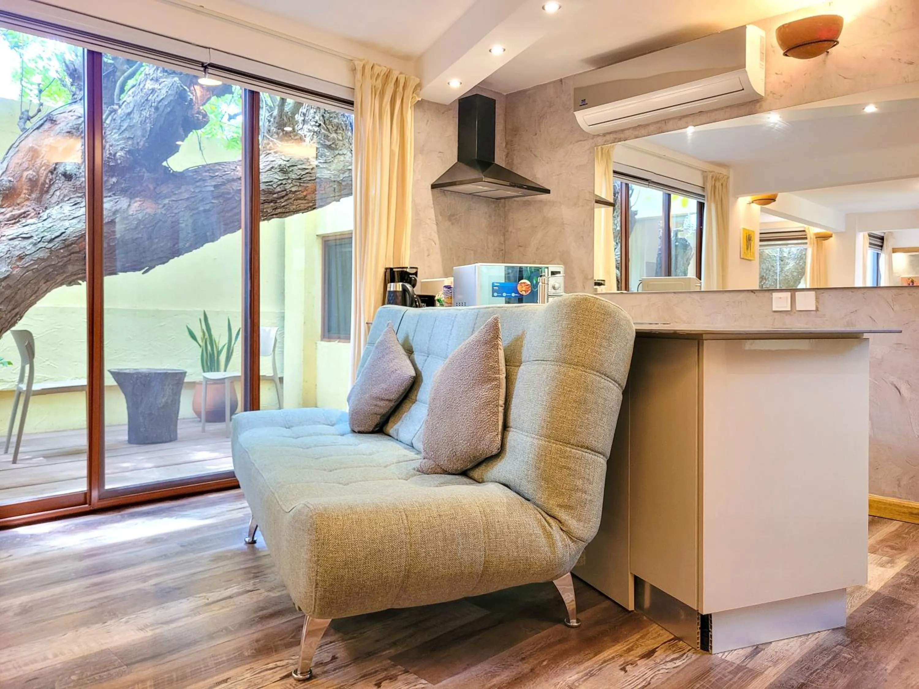 One-Bedroom Apartment in La Villa Boutique Hotel