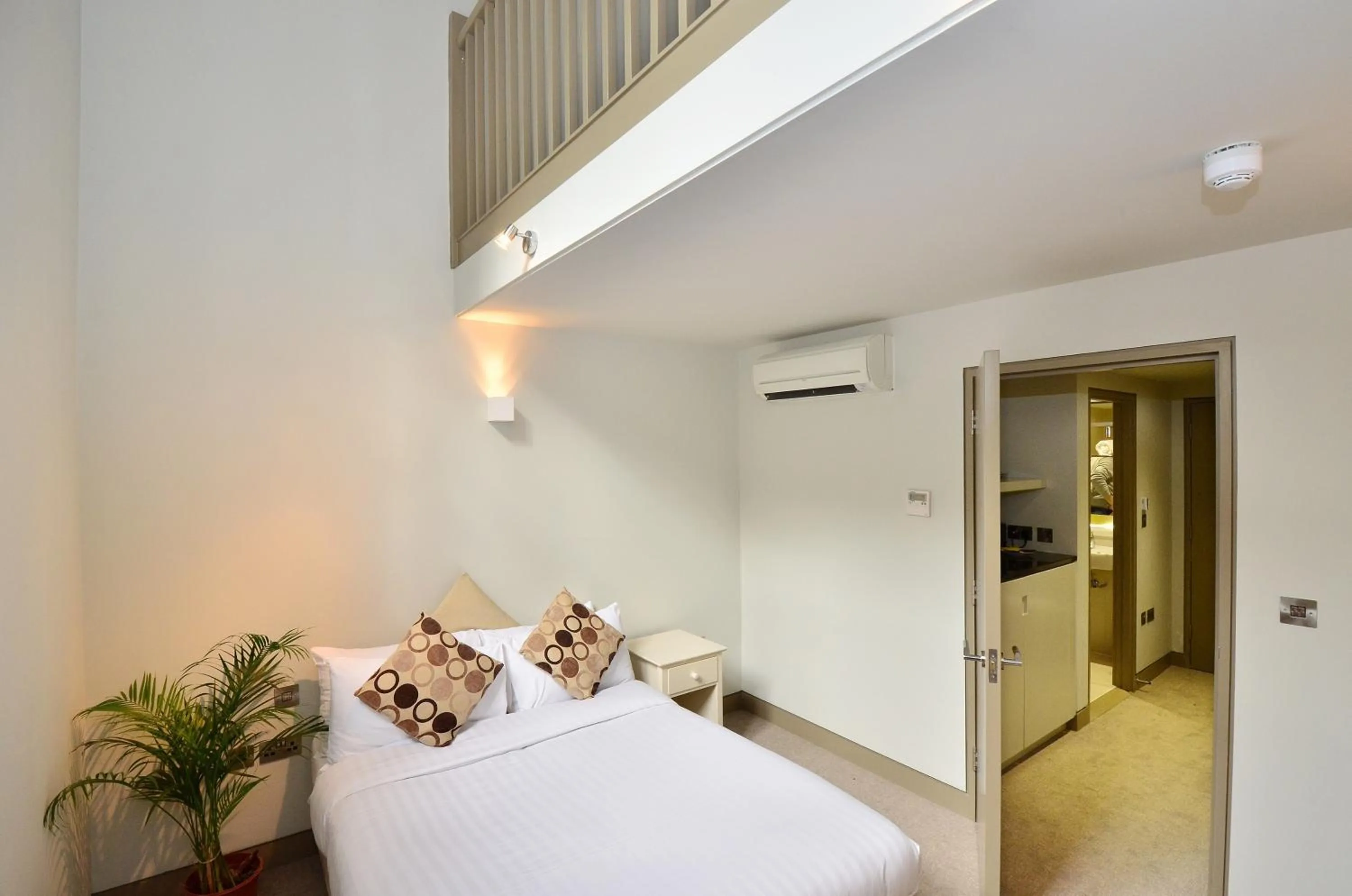 Duplex Apartment (4 Adults) in Arch Hotel