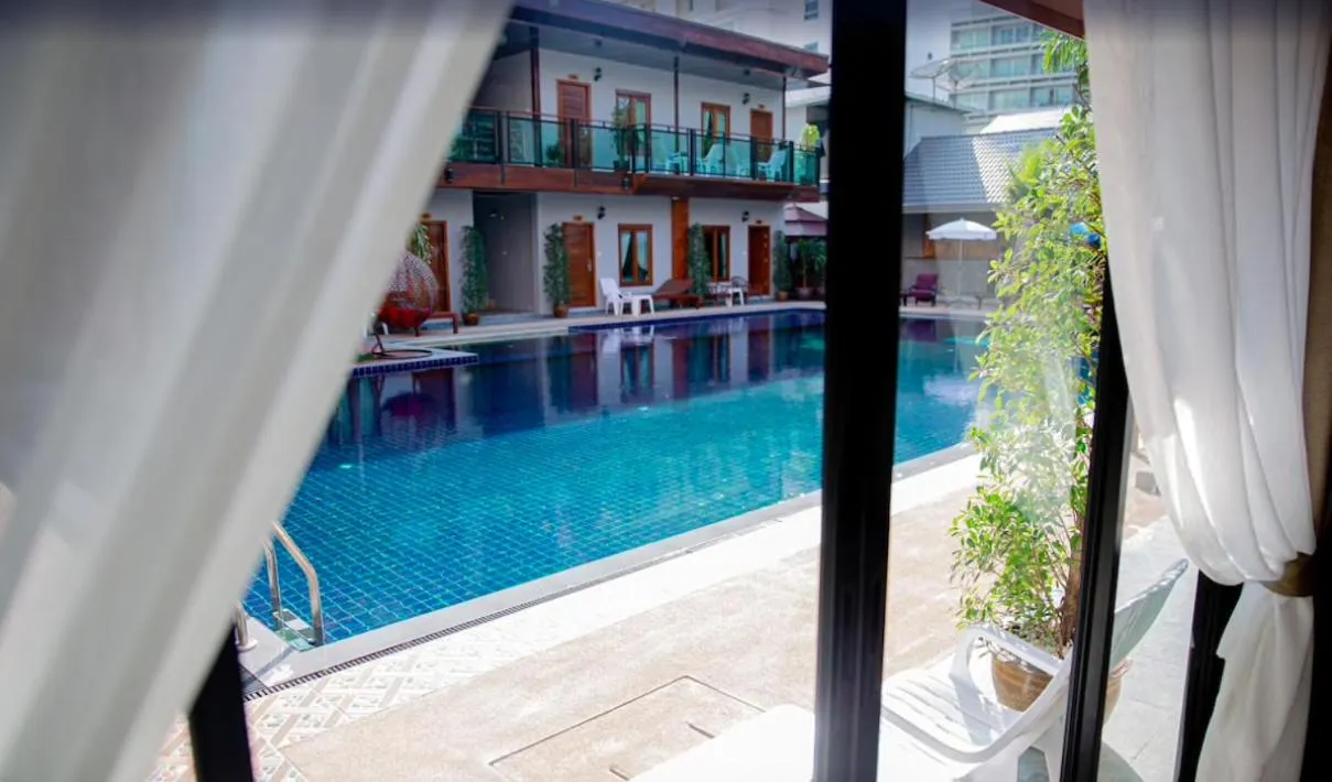 Family Room, Pool Access in Paradise Land Resort