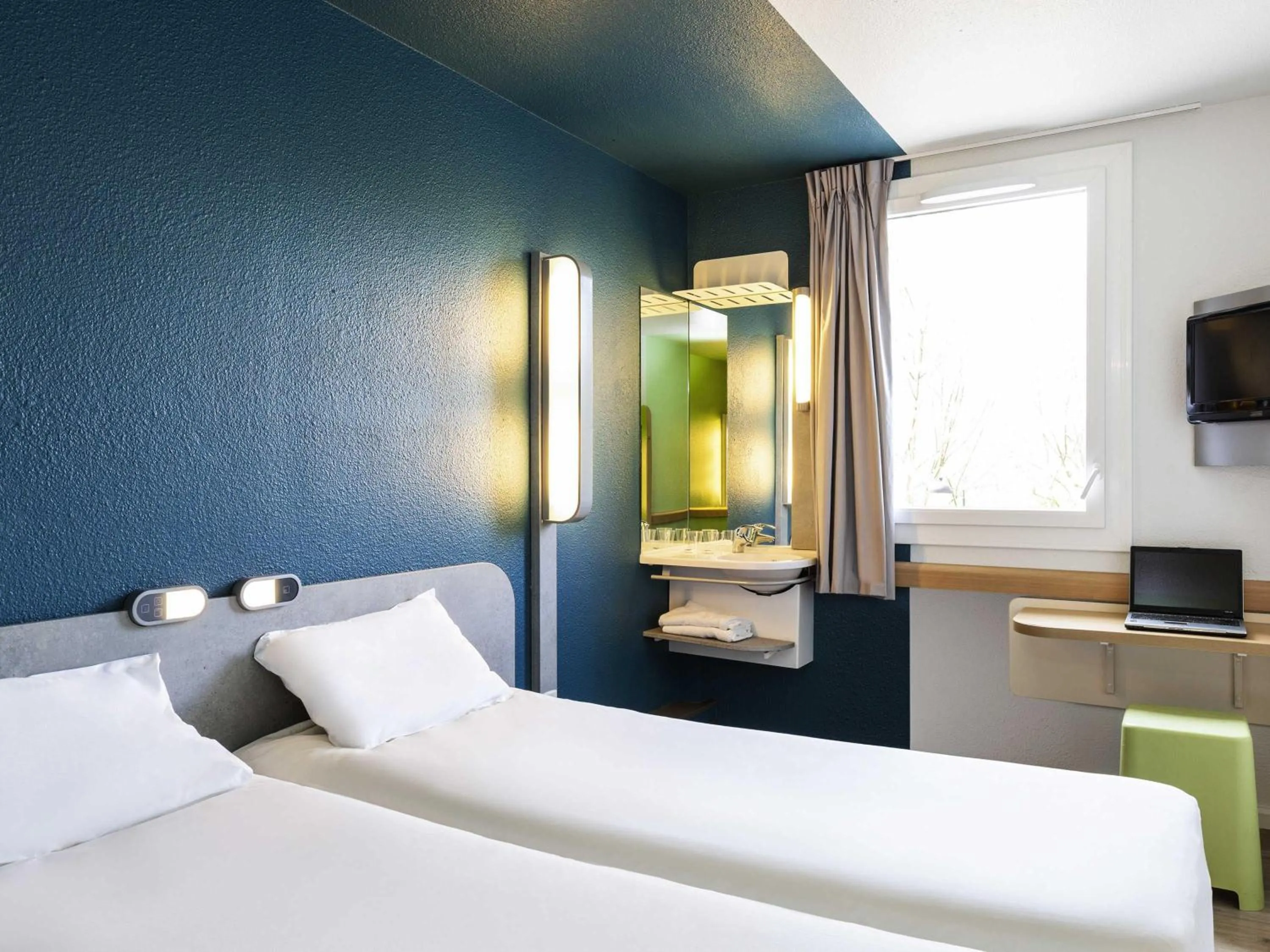 Twin Room in ibis budget Paris Porte de Vincennes