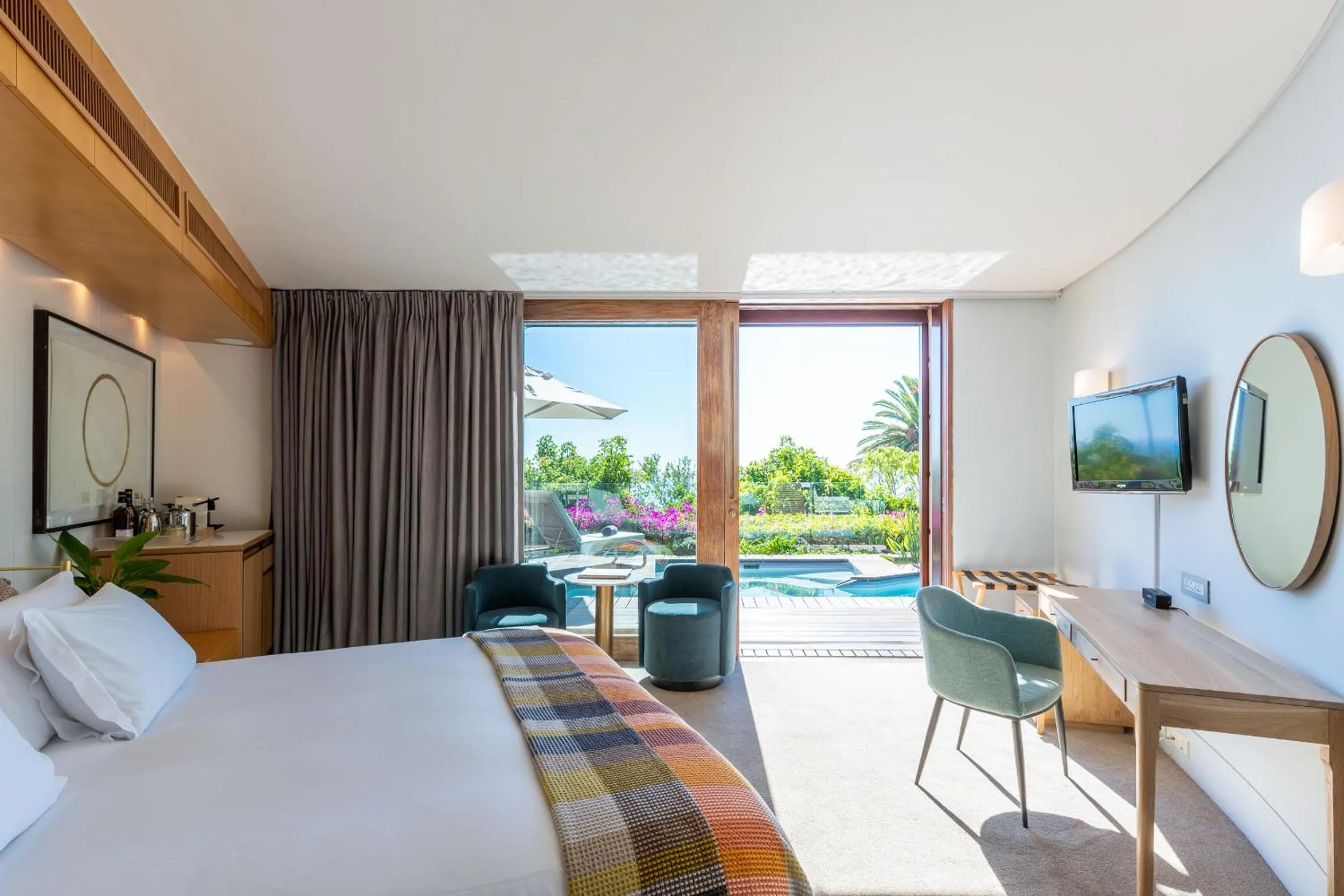 Double Room with Pool View in Ellerman House