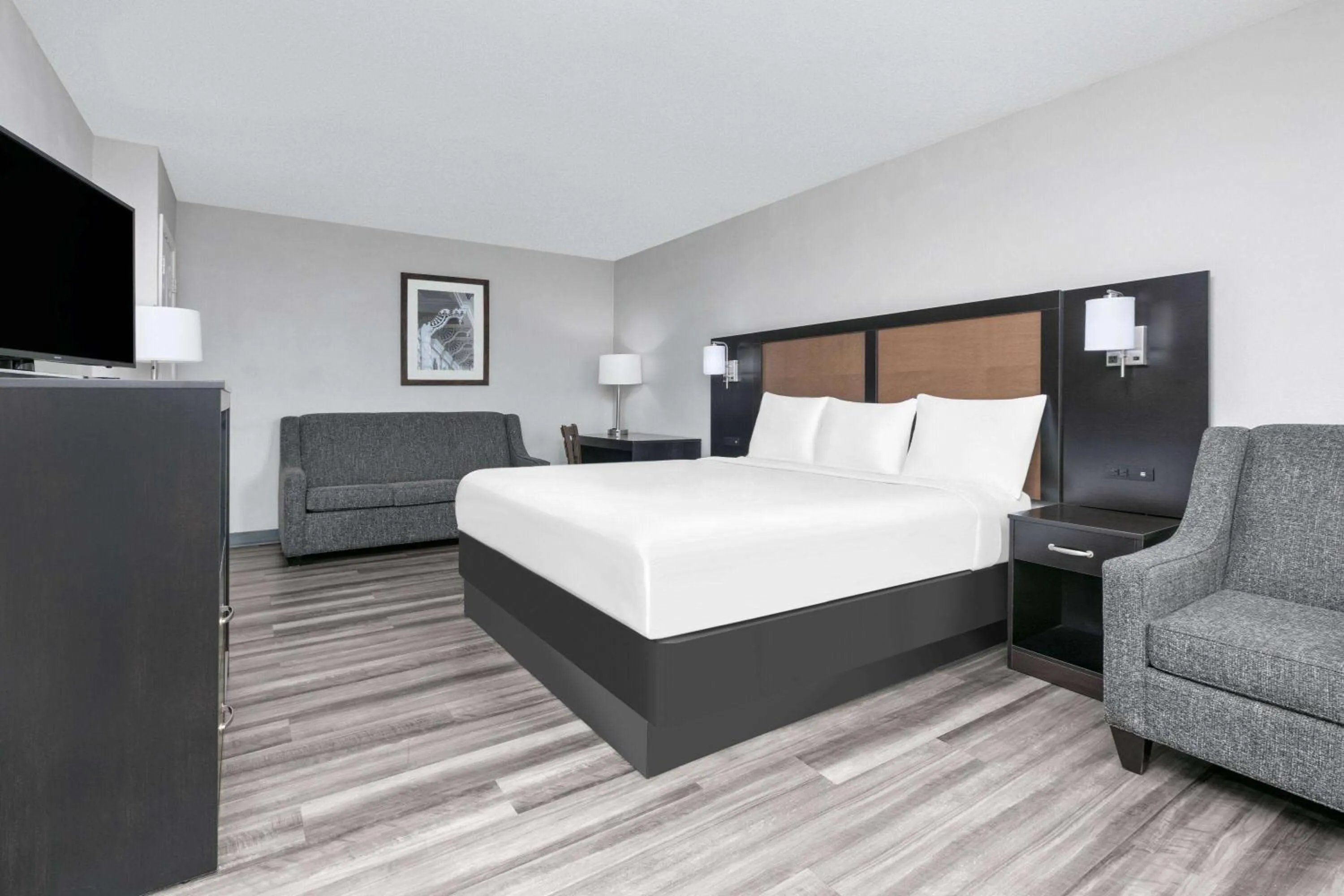 King Room in Baymont by Wyndham Austin University Area