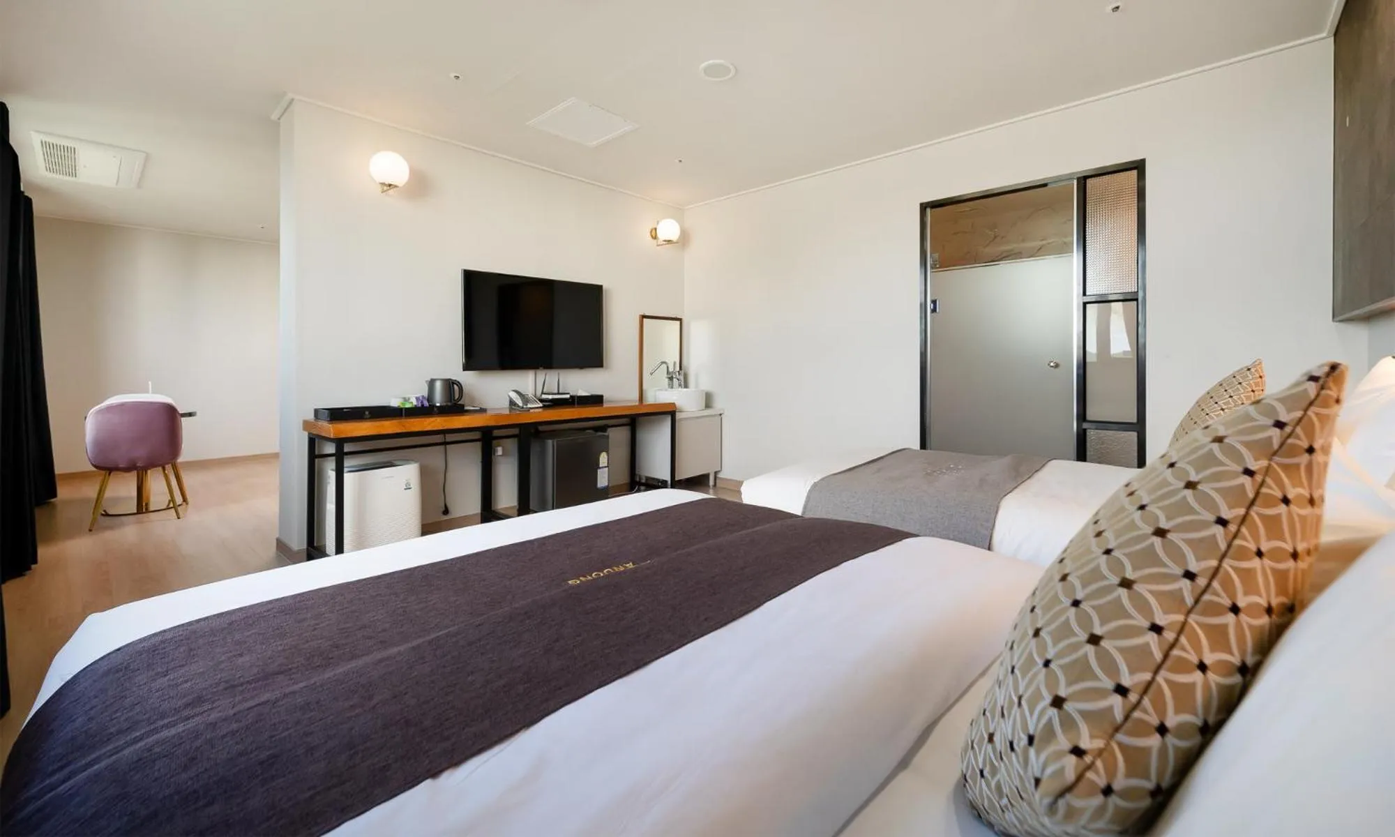 Suite in CM Park Hotel