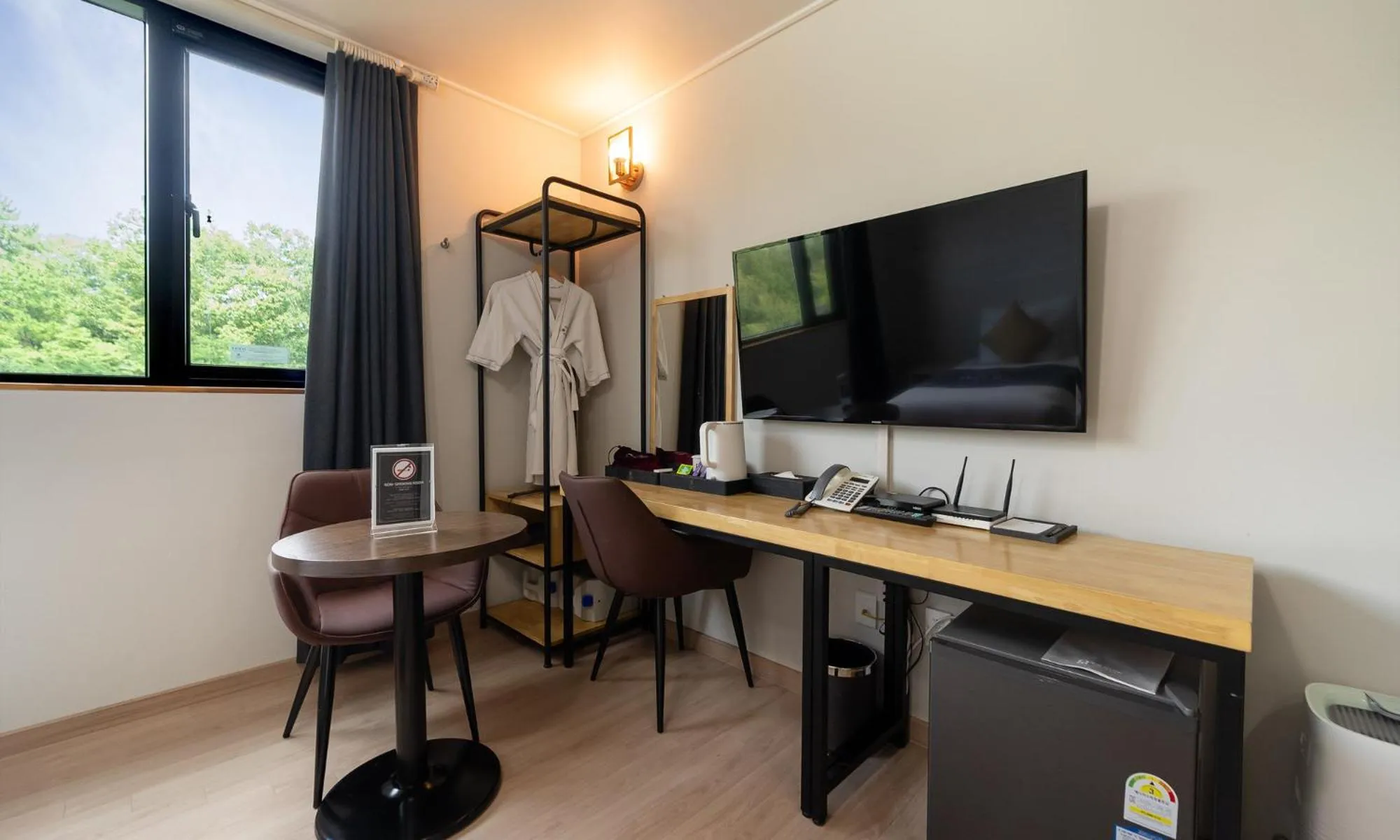 Standard Twin Room in CM Park Hotel